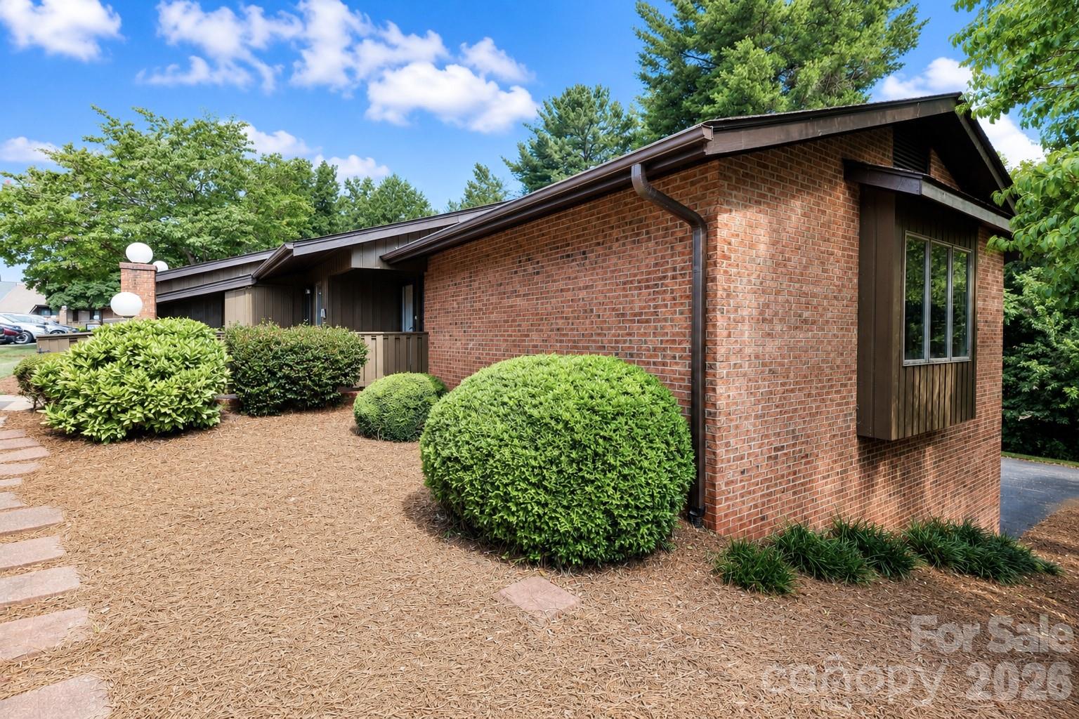 1361 Radio Rd, Statesville, NC 28625
