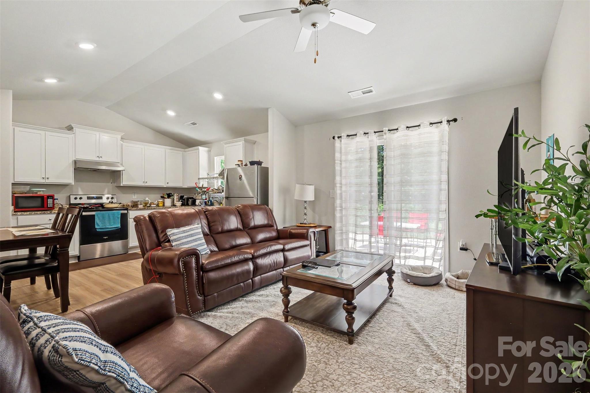 1329 Nia Rd, Charlotte, NC 28215