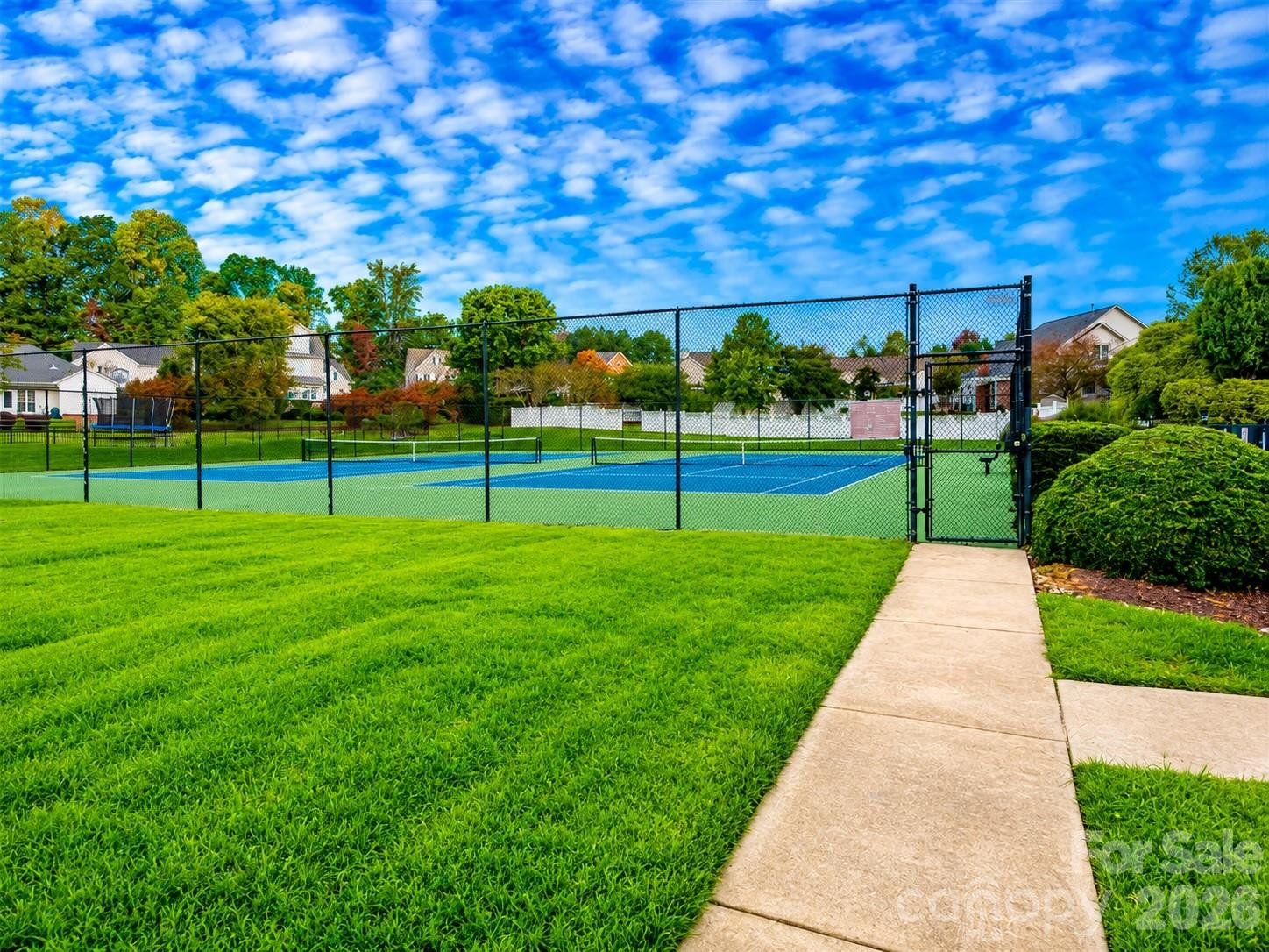 570 Surry Trace Cir NW, Concord, NC 28027
