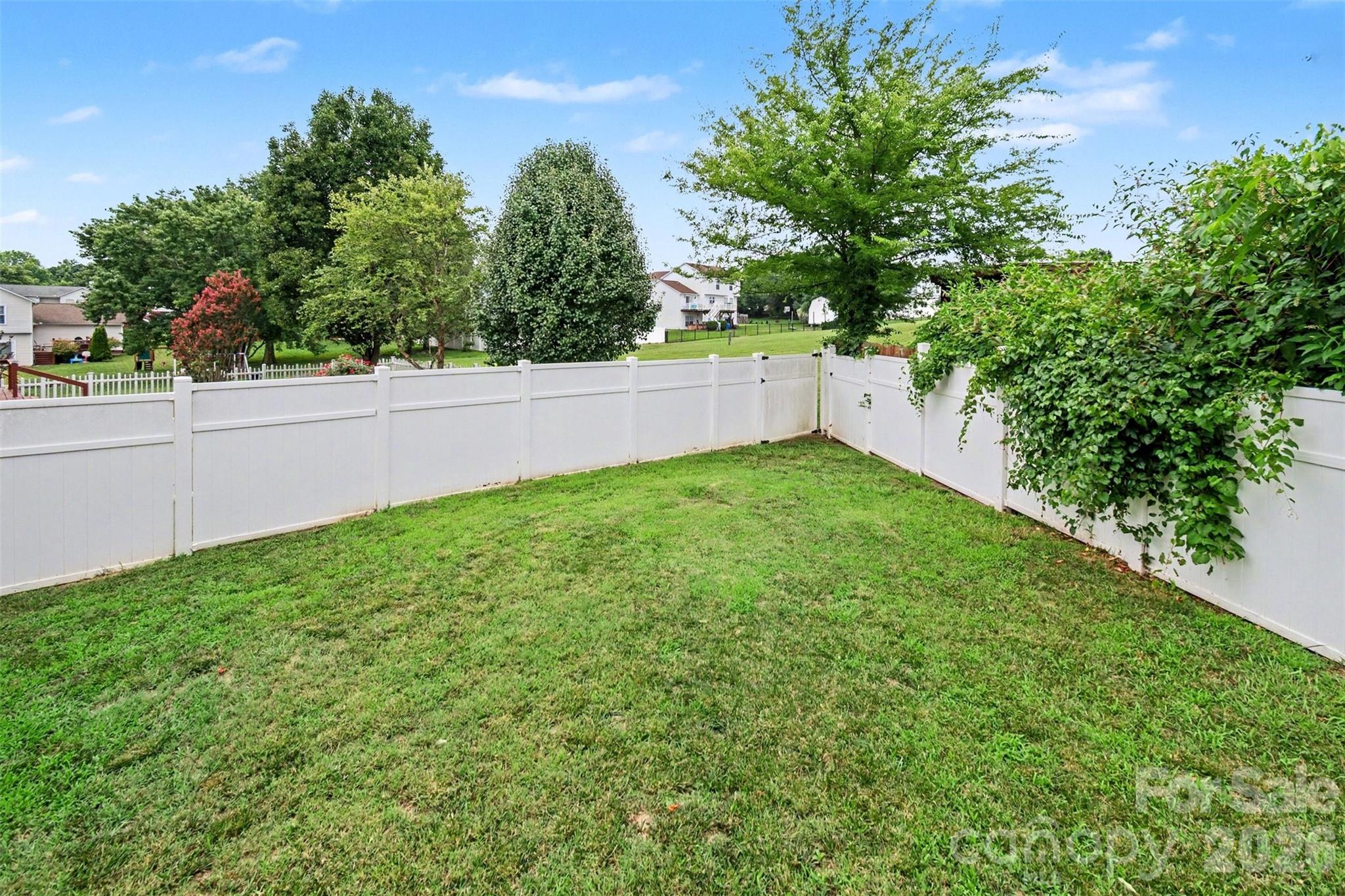 5044 Daffodil Ln, Concord, NC 28025