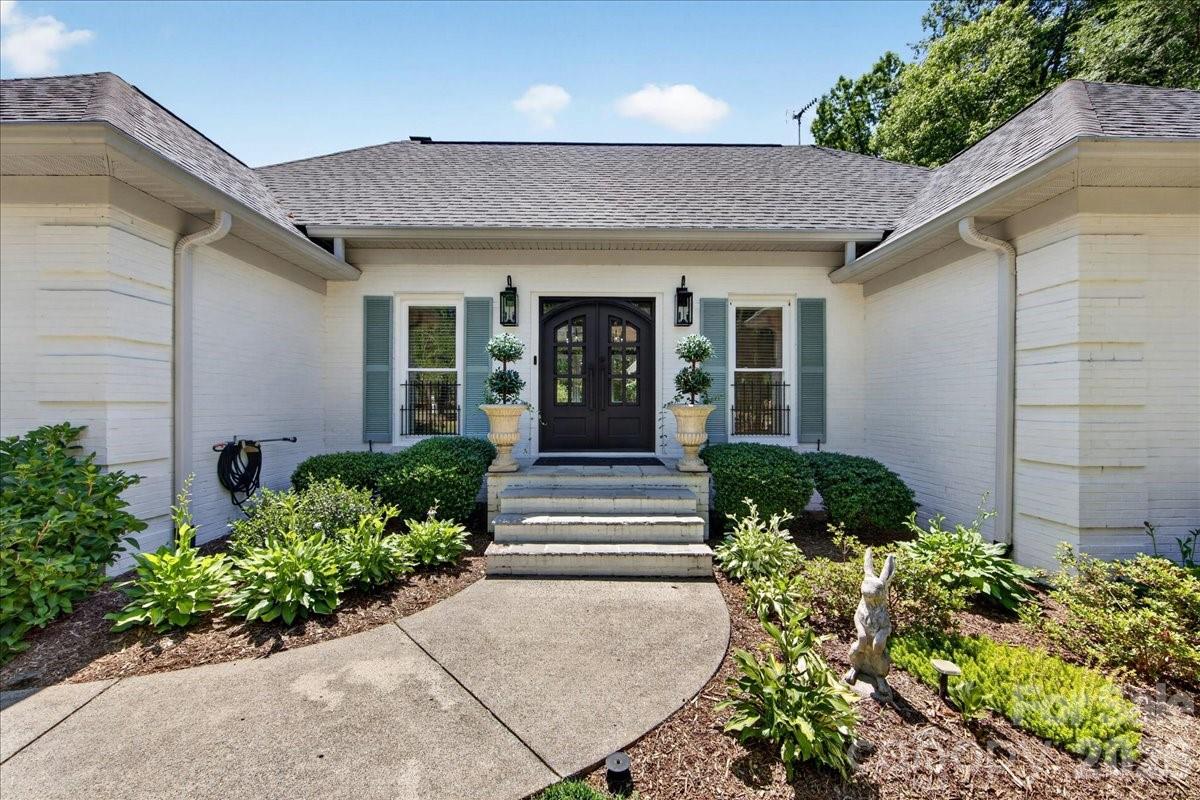 11100 Tara Oaks Dr, Mint Hill, NC 28227