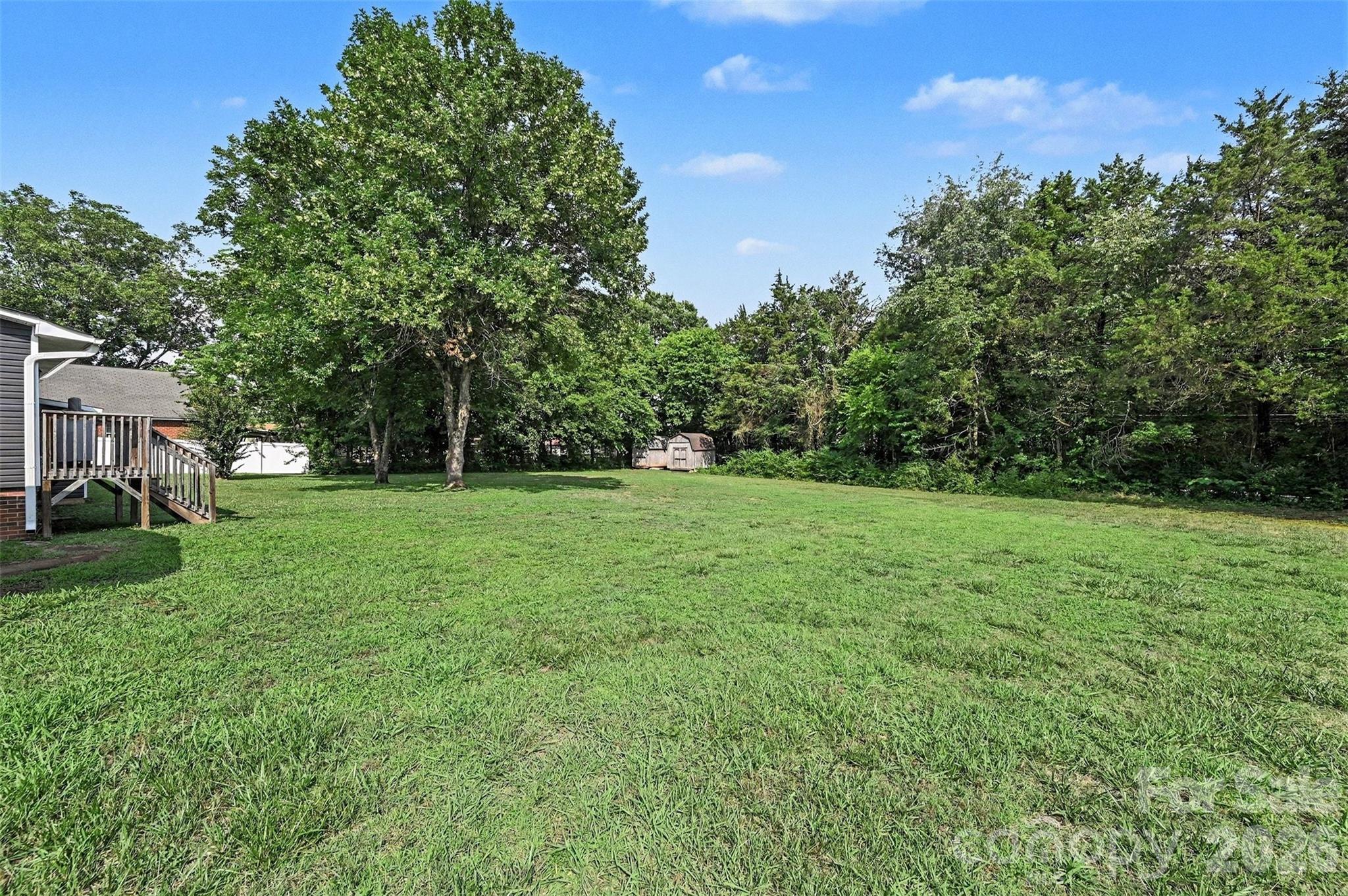 561 Primrose Ln NW, Concord, NC 28027