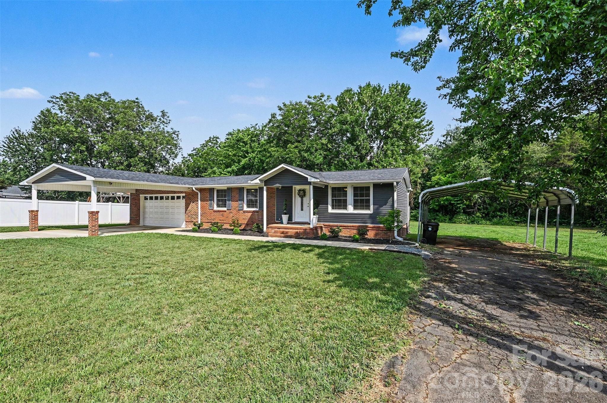 561 Primrose Ln NW, Concord, NC 28027