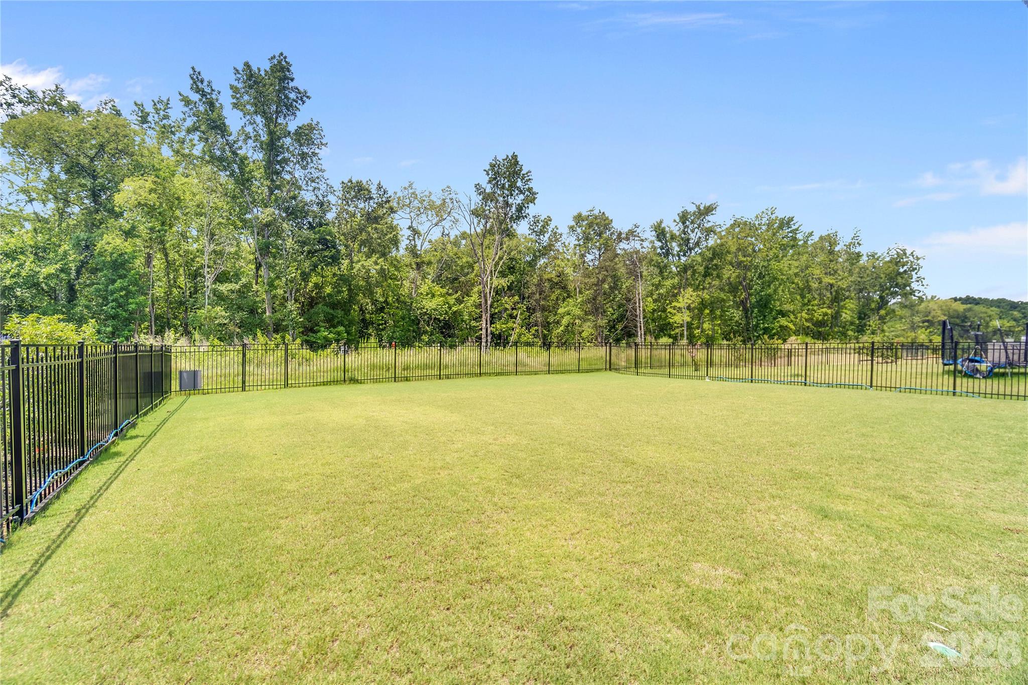 14314 Aikenwood Dr, Charlotte, NC 28278