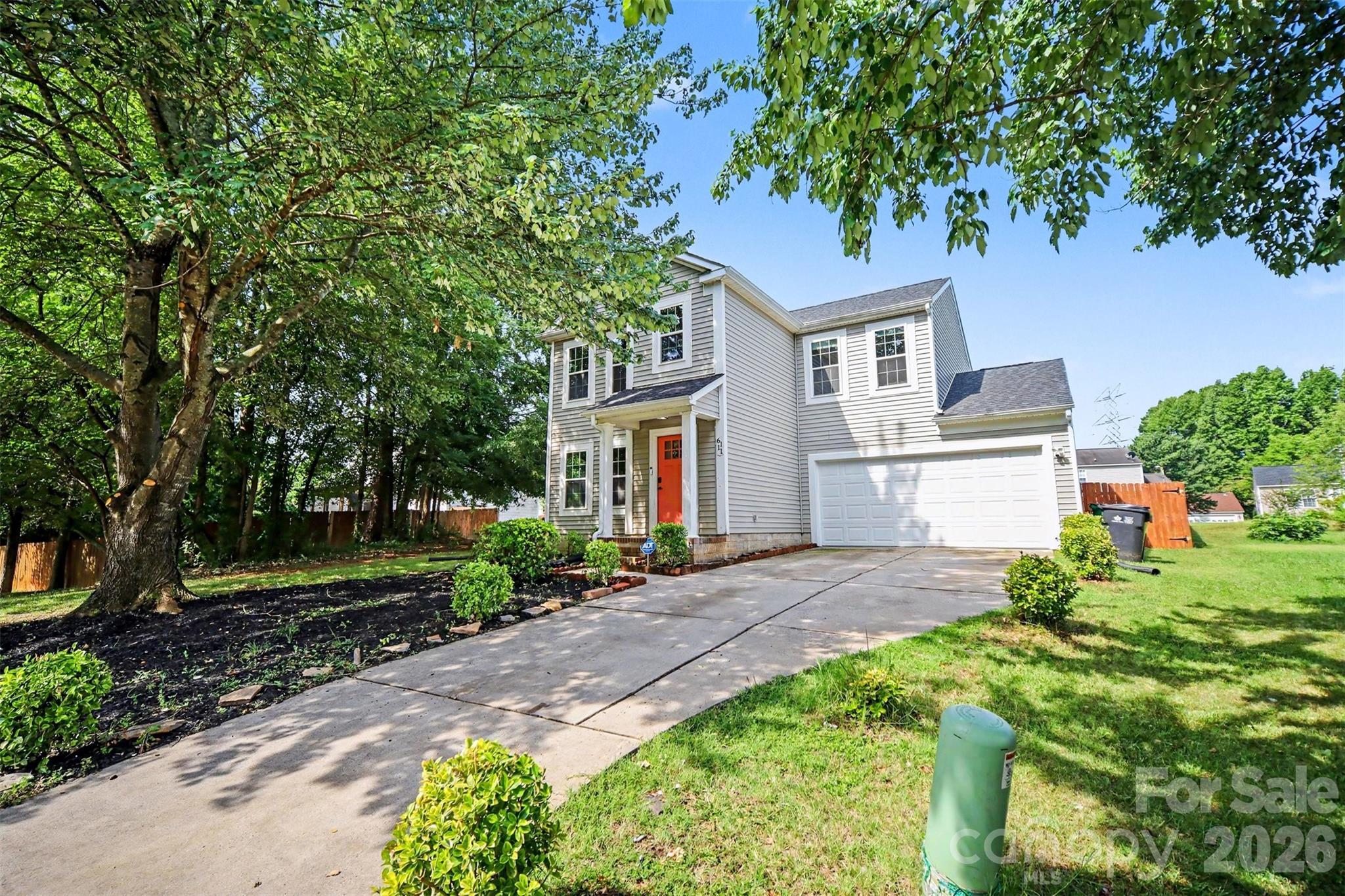 6111 Whispering Brook Ct, Charlotte, NC 28216