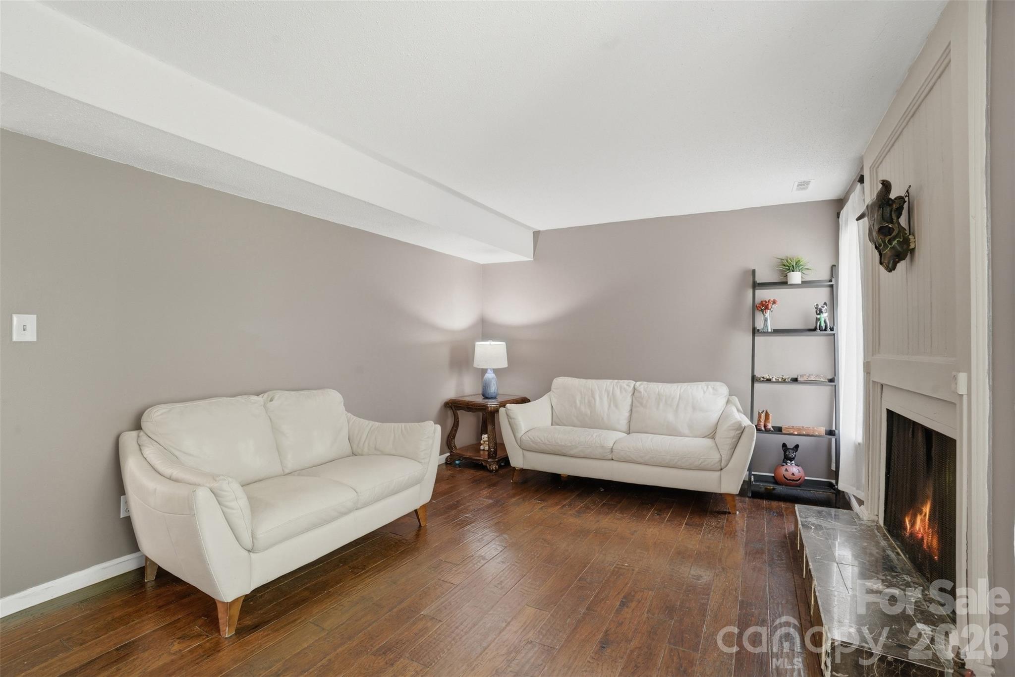 8338 Cricket Lake Dr, Charlotte, NC 28277