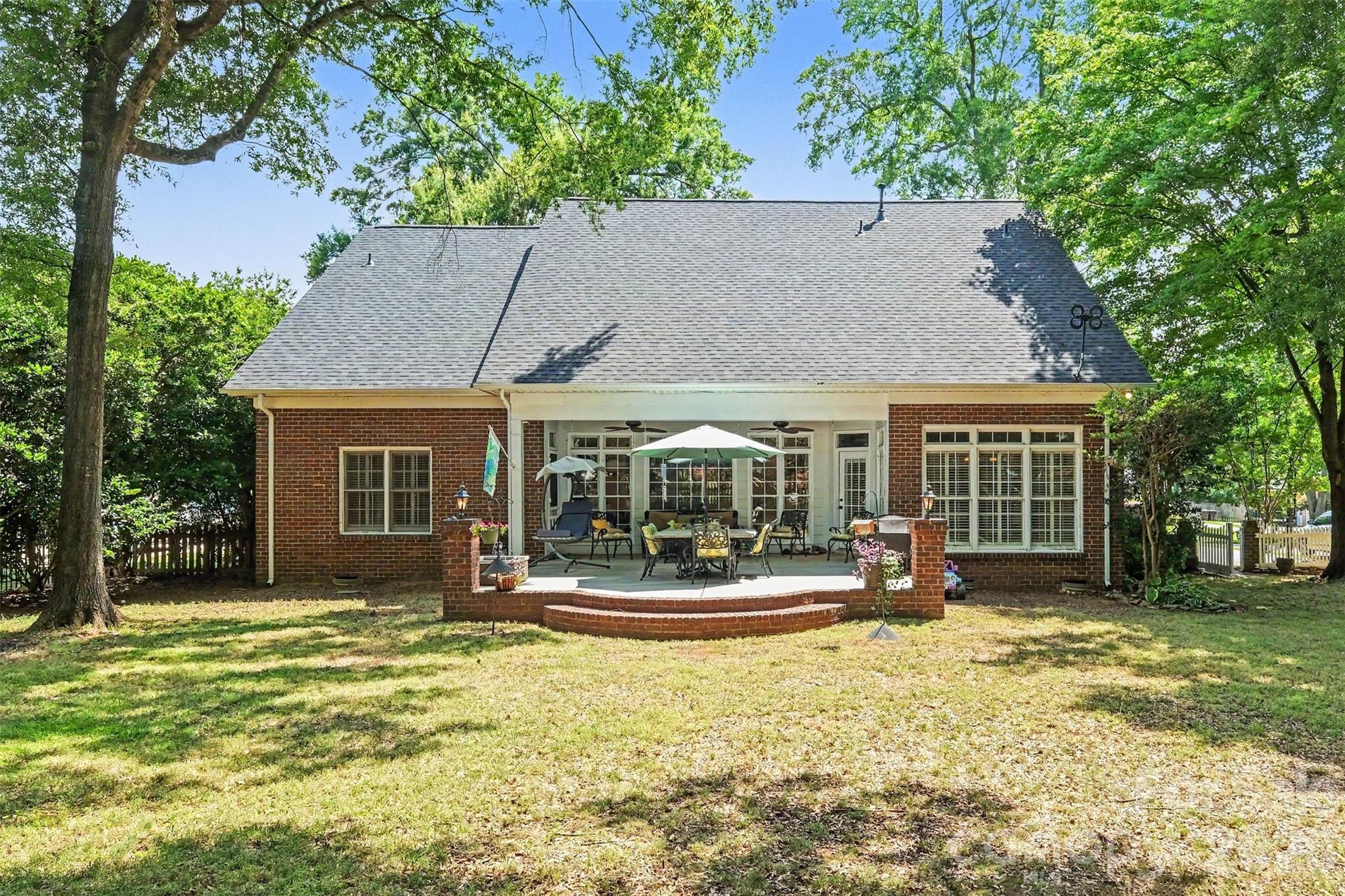 1484 Summit View Dr, Rock Hill, SC 29732
