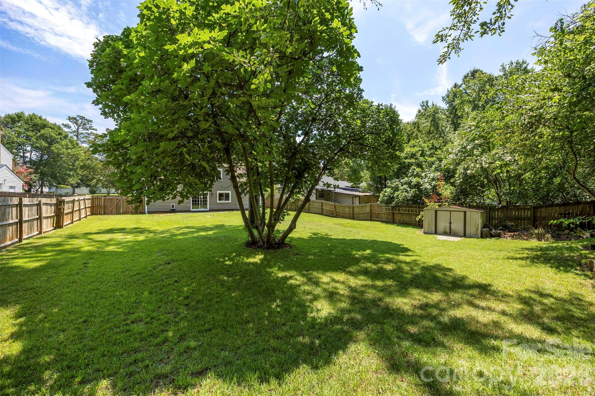 6719 Montezuma Trl, Charlotte, NC 28227