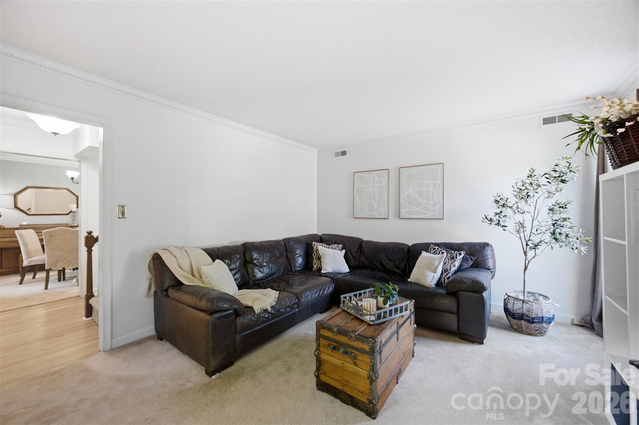 2811 Creekbed Ln, Charlotte, NC 28210
