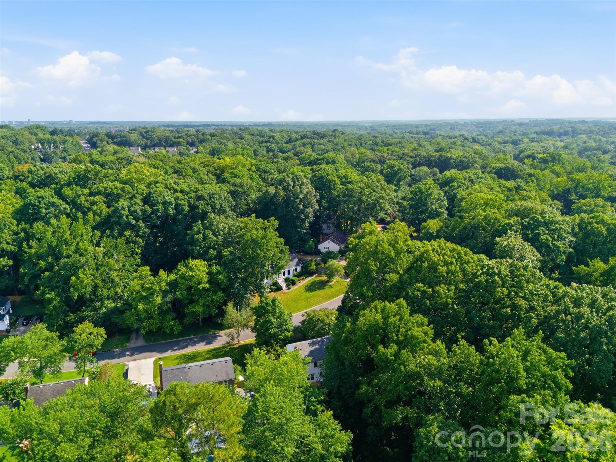 2811 Creekbed Ln, Charlotte, NC 28210