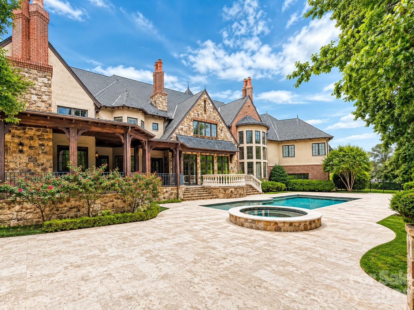 8600 Longview Club Dr, Waxhaw, NC 28173