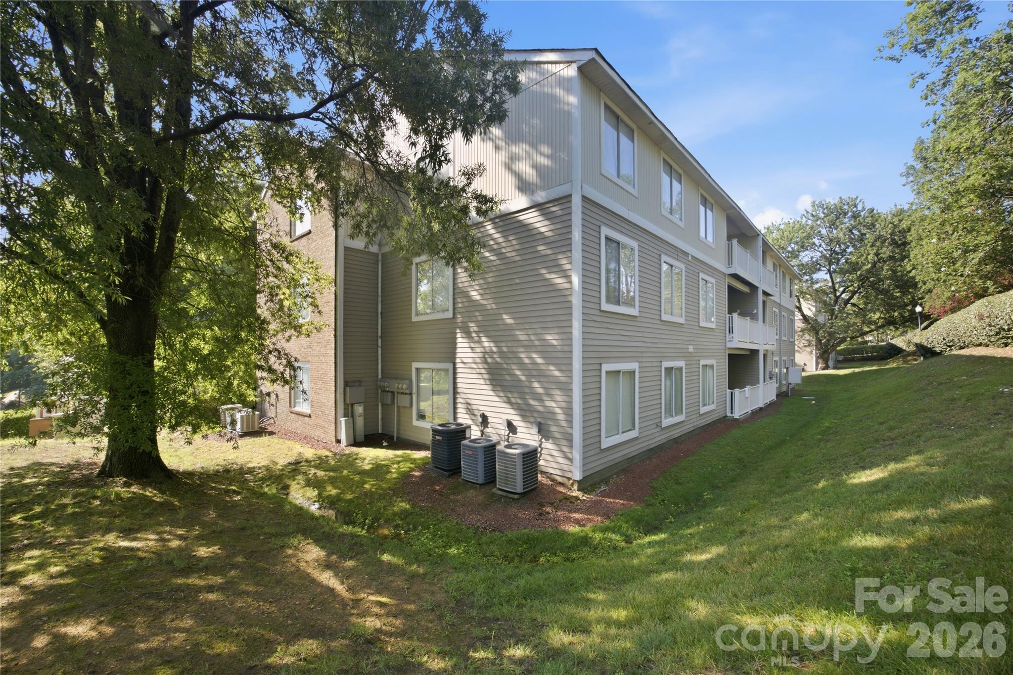 9505 University Terrace Dr #B, Charlotte, NC 28262