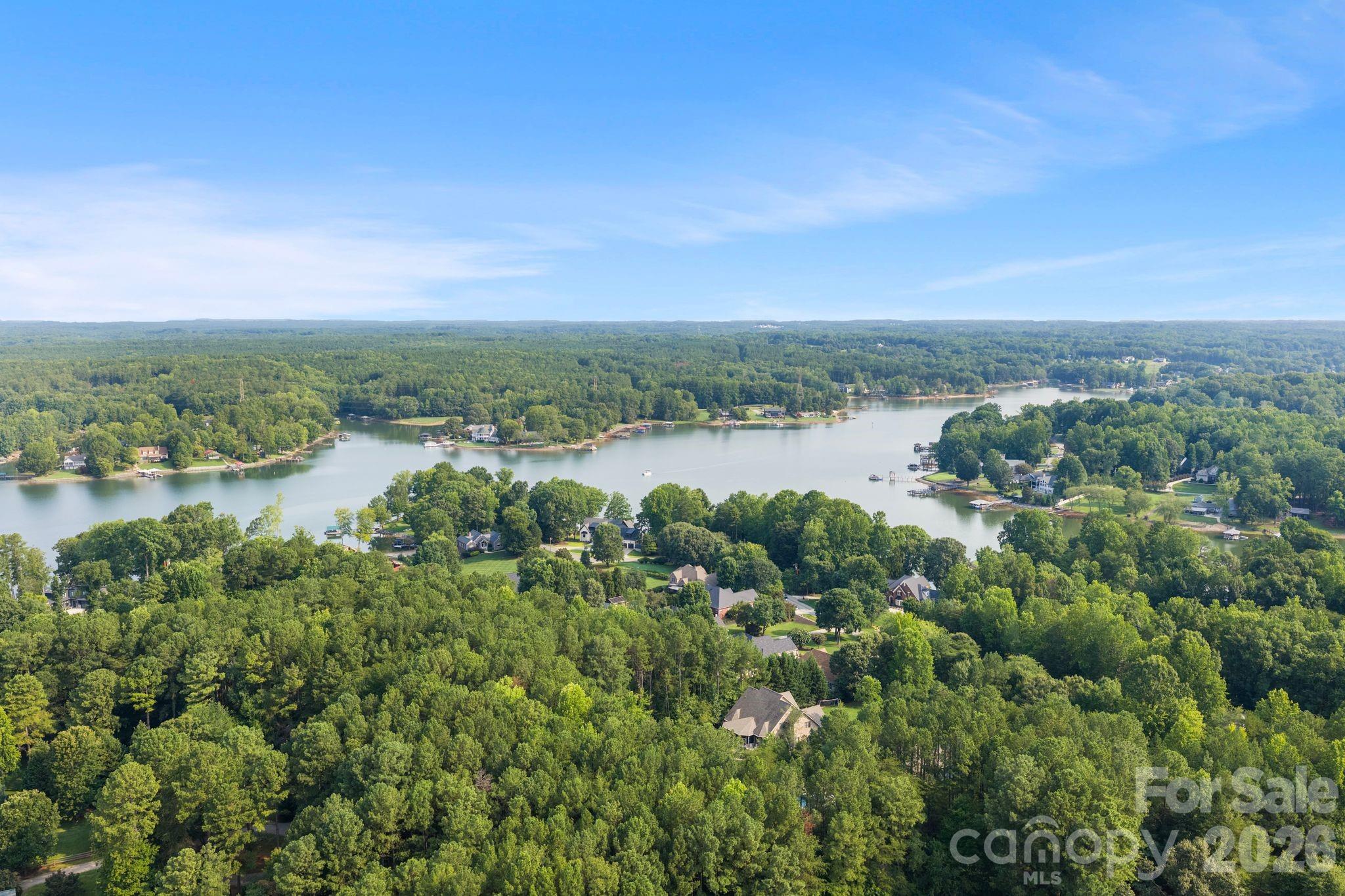 138 Fox Hunt Dr, Mooresville, NC 28117