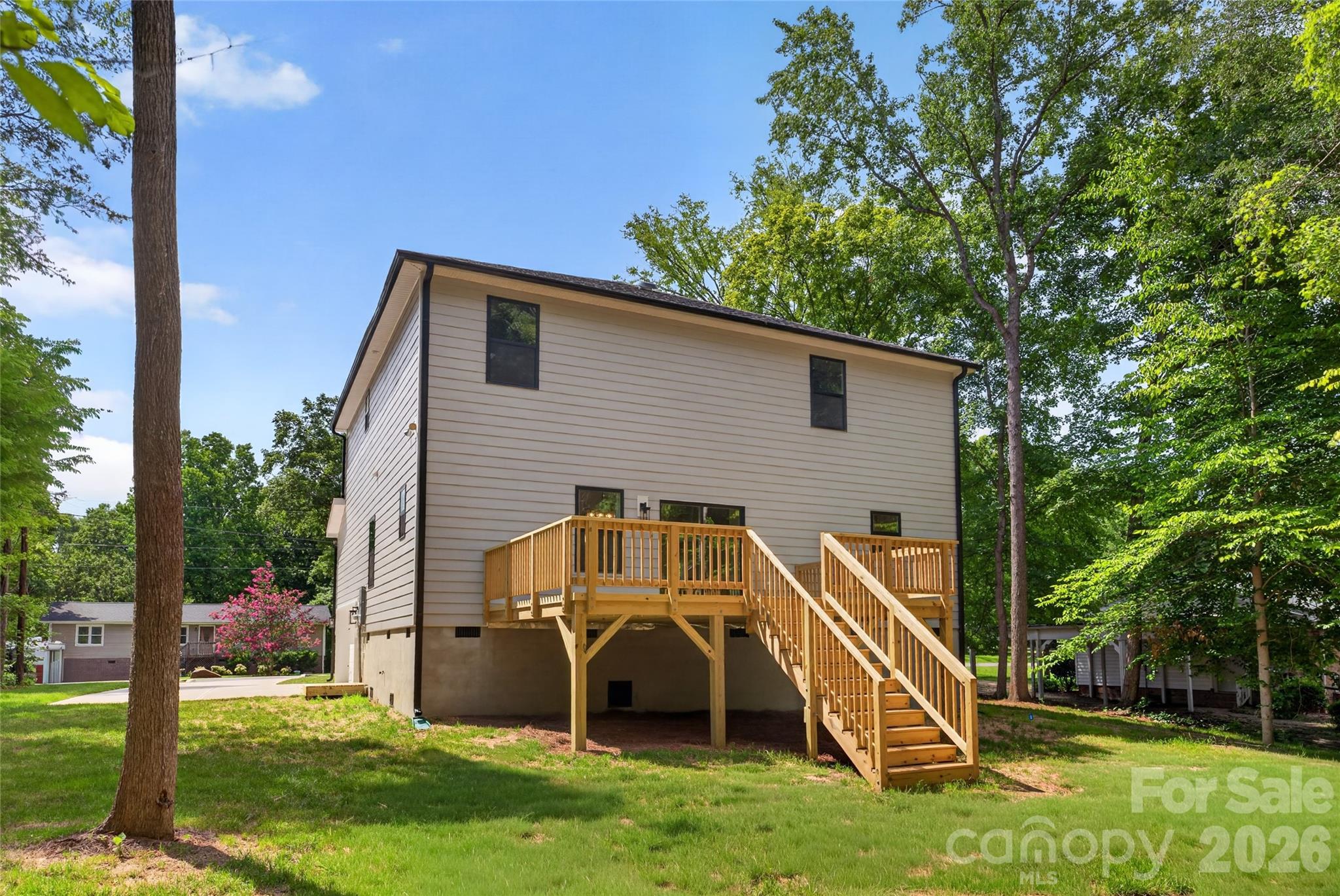 6087 Cambridge Dr, Harrisburg, NC 28075