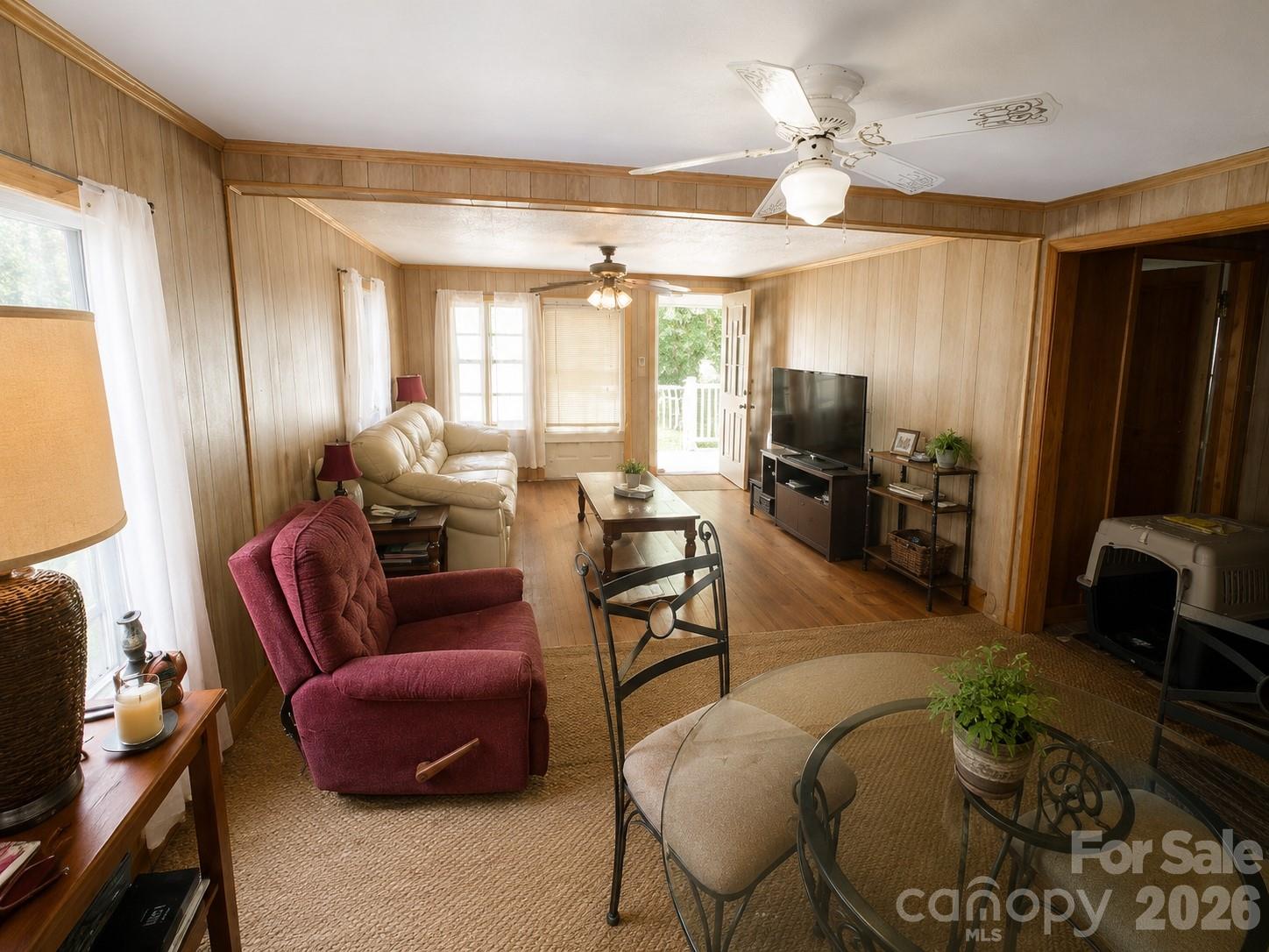 312 S Miller Ave, Statesville, NC 28677