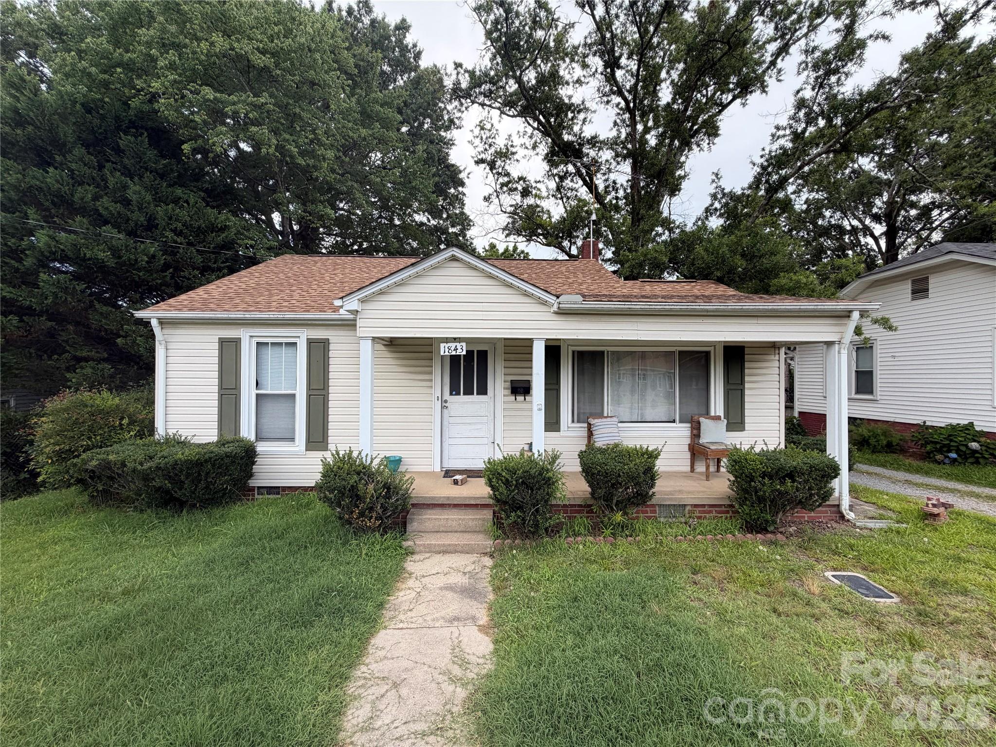 1843 Lane St, Kannapolis, NC 28083