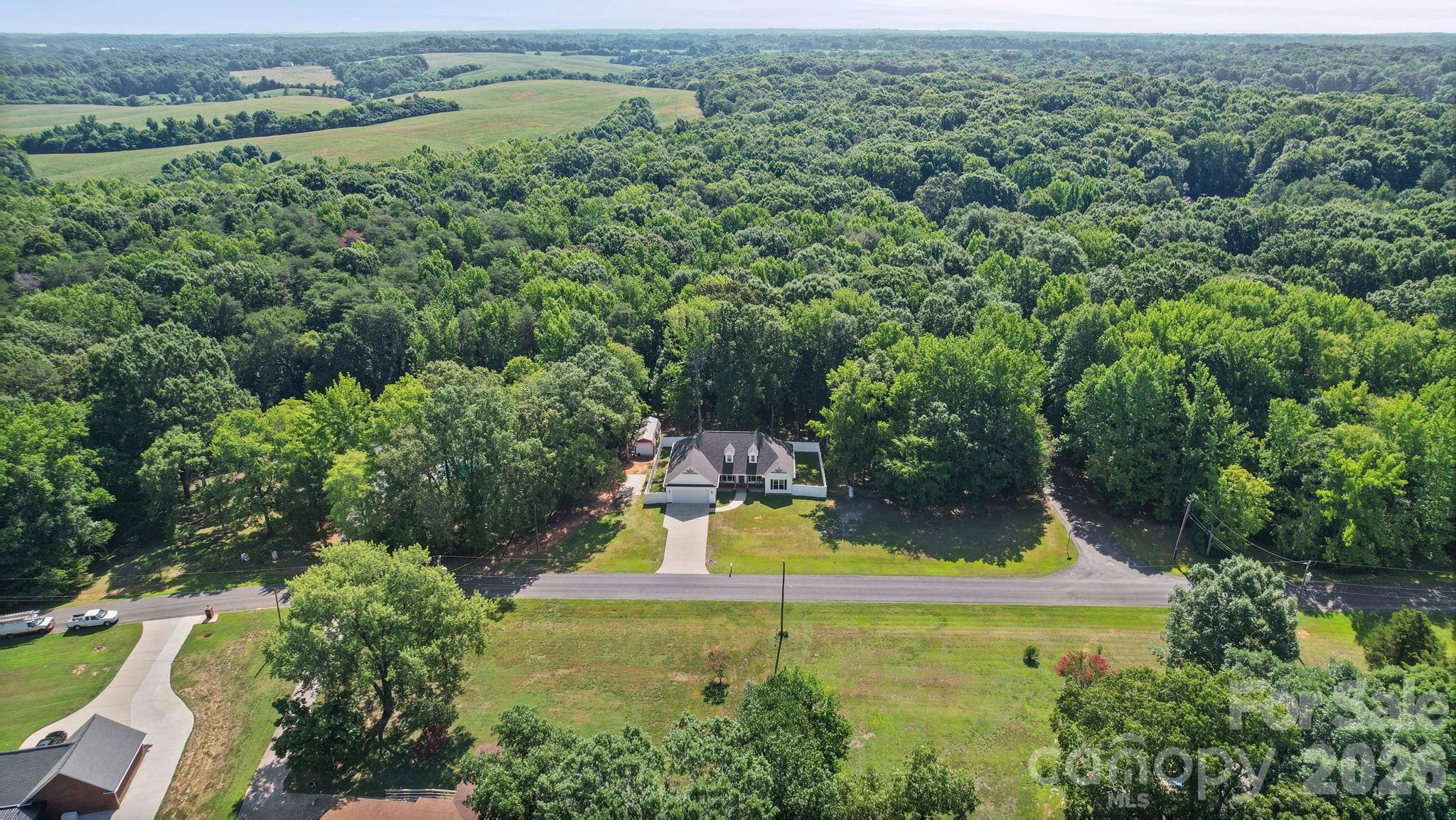 3002 Brooks Mill Ln, Wingate, NC 28174