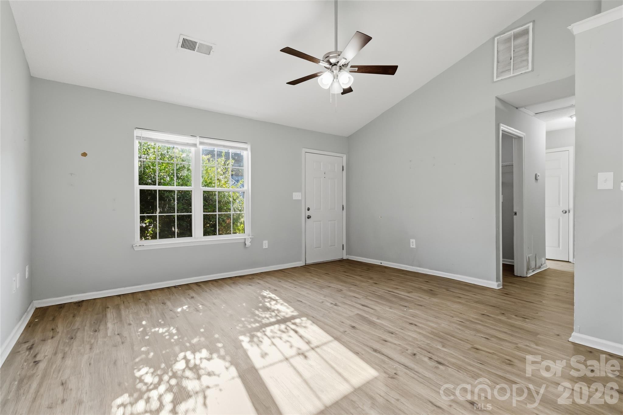 6421 Elgywood Ln, Charlotte, NC 28213