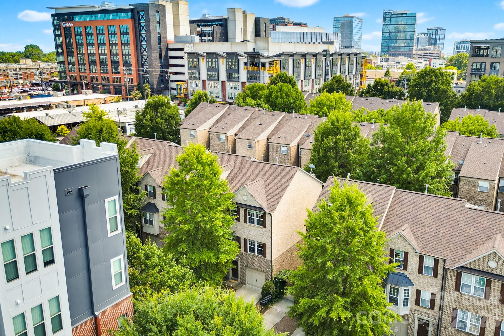225 Lincoln St, Charlotte, NC 28203