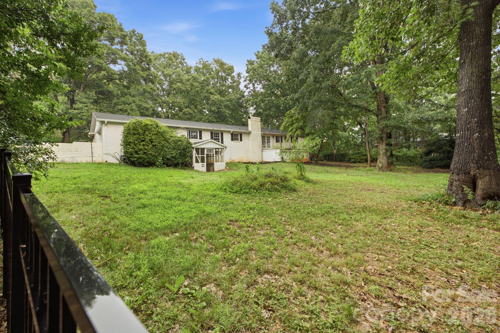 108 Augusta Dr, Statesville, NC 28625
