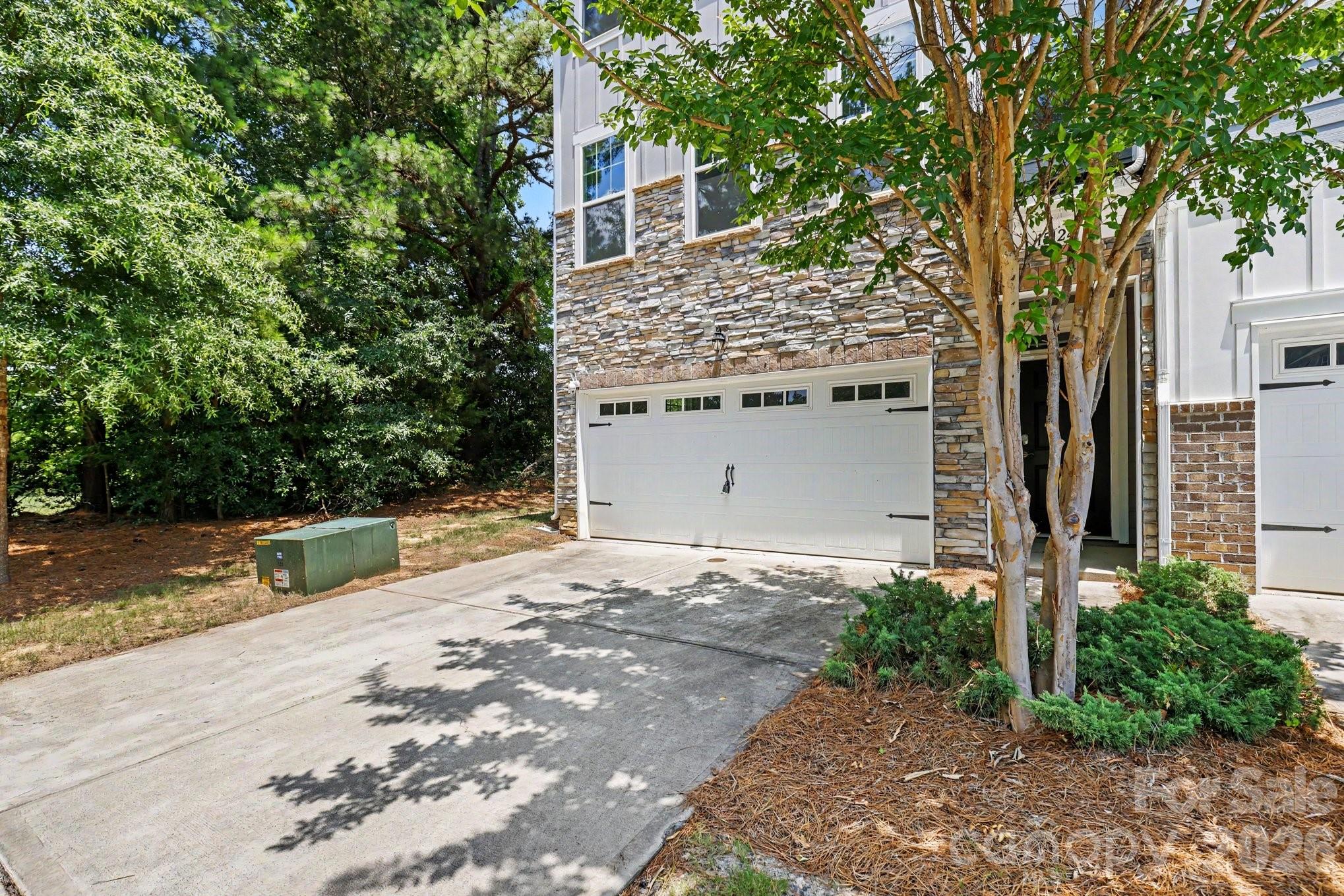 15124 Holly Run Ln, Charlotte, NC 28277