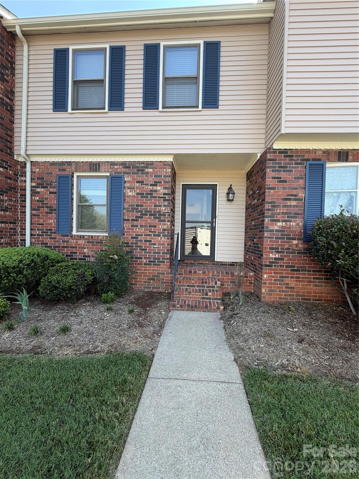 2705 N Center St #46, Hickory, NC 28601