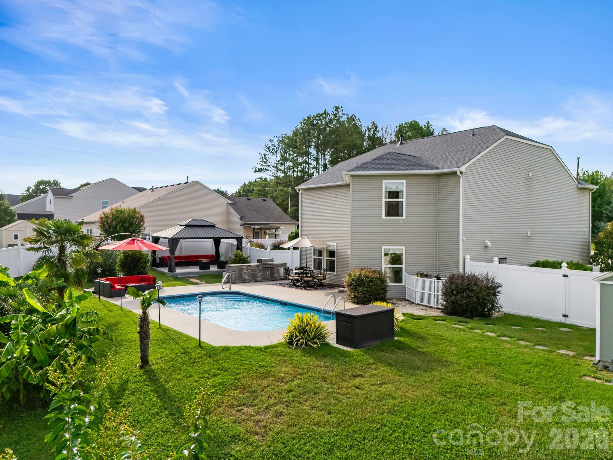 191 Old Carriage Rd, Clover, SC 29710