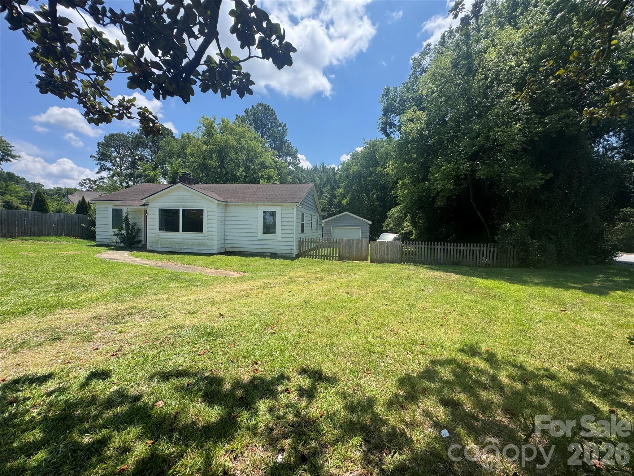 5410 Closeburn Rd, Charlotte, NC 28210