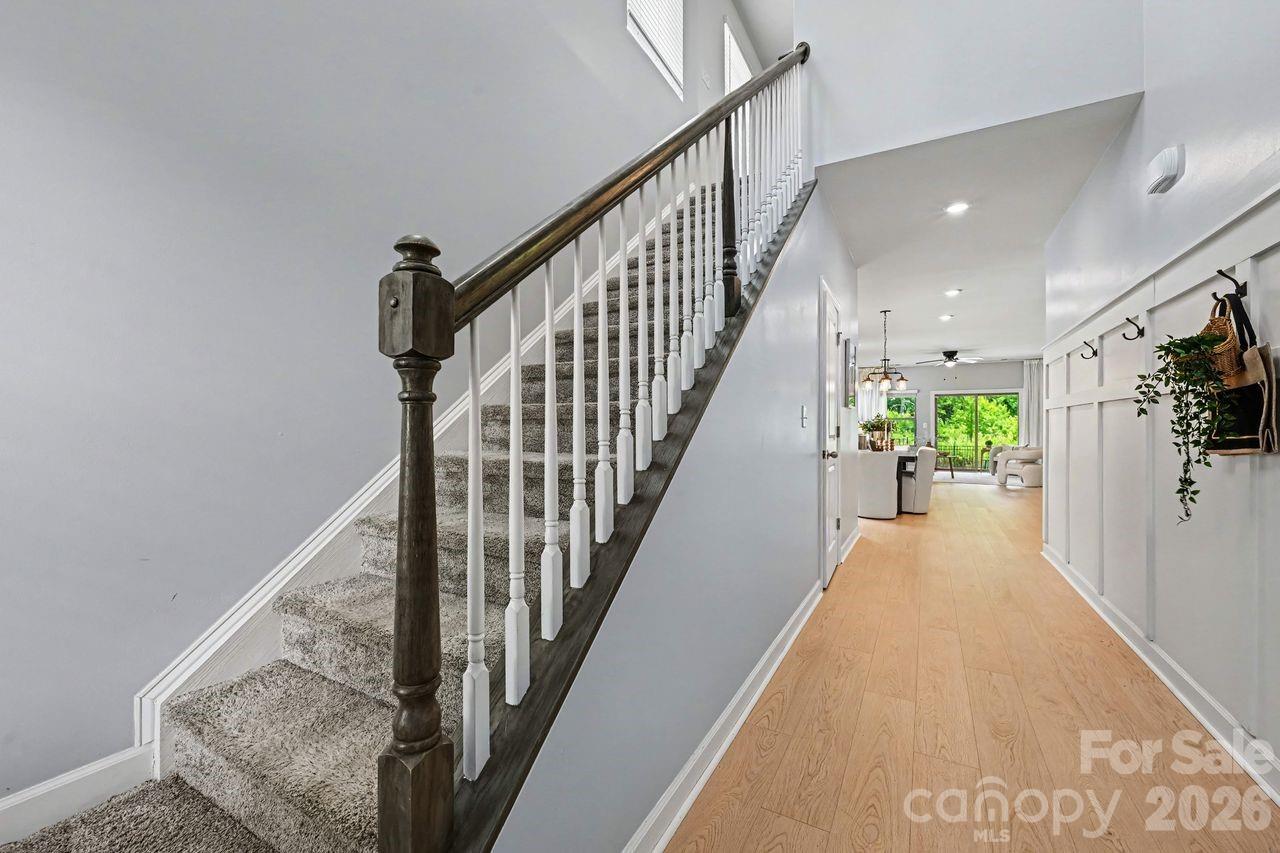 6702 Good News Dr, Charlotte, NC 28215
