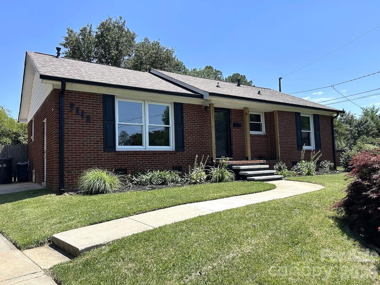 7113 Sterncrest Pl, Charlotte, NC 28210