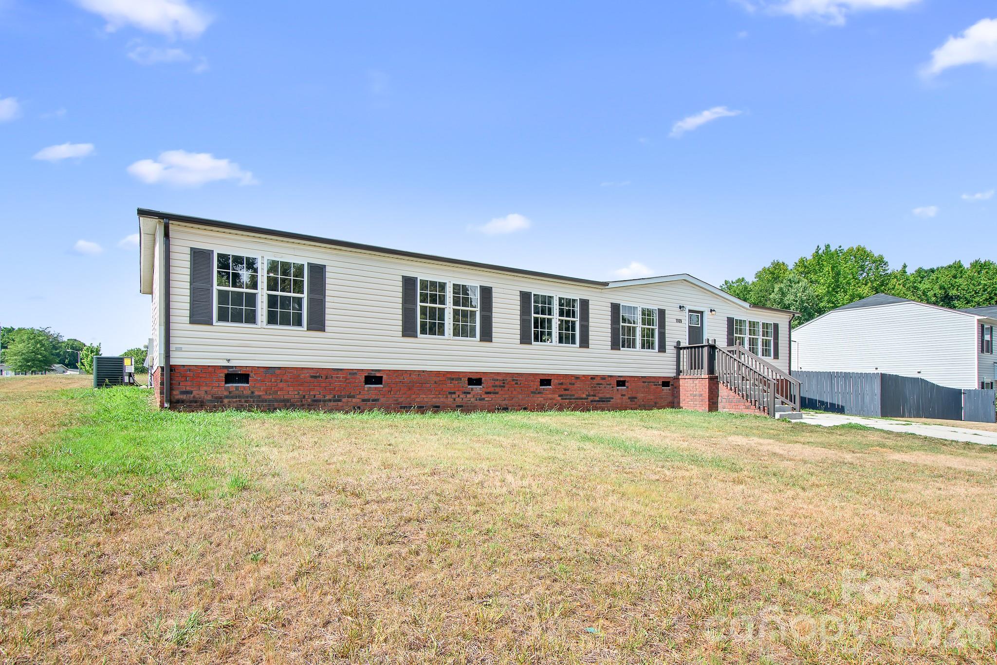 1509 Keystone Dr, Salisbury, NC 28147