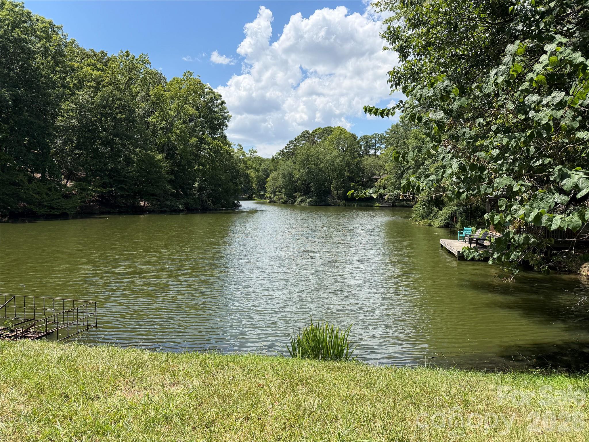 2214 La Maison Dr, Charlotte, NC 28226