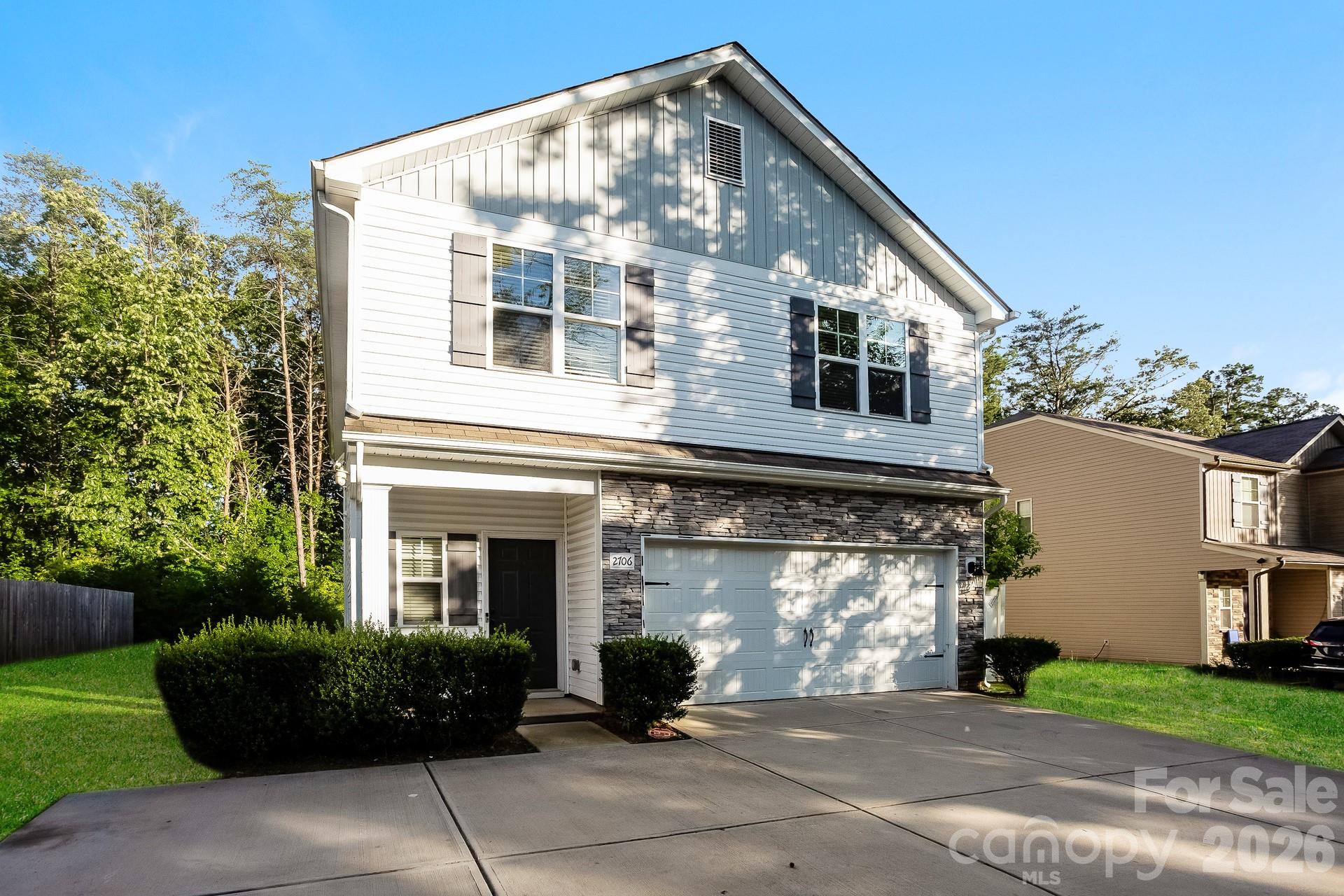 2706 Mt Holly Huntersville Rd, Charlotte, NC 28214