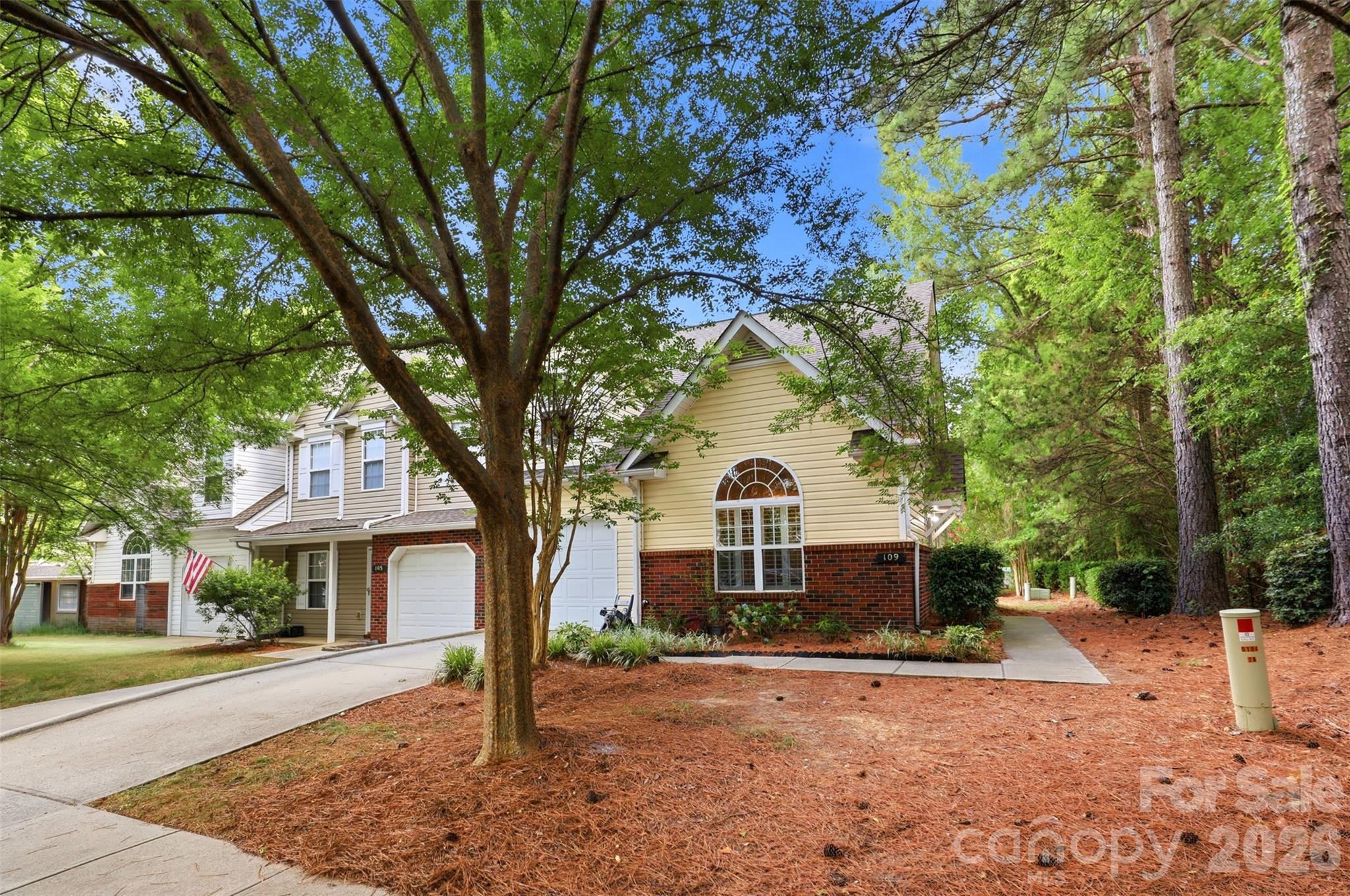 109 Prescott St, Matthews, NC 28104
