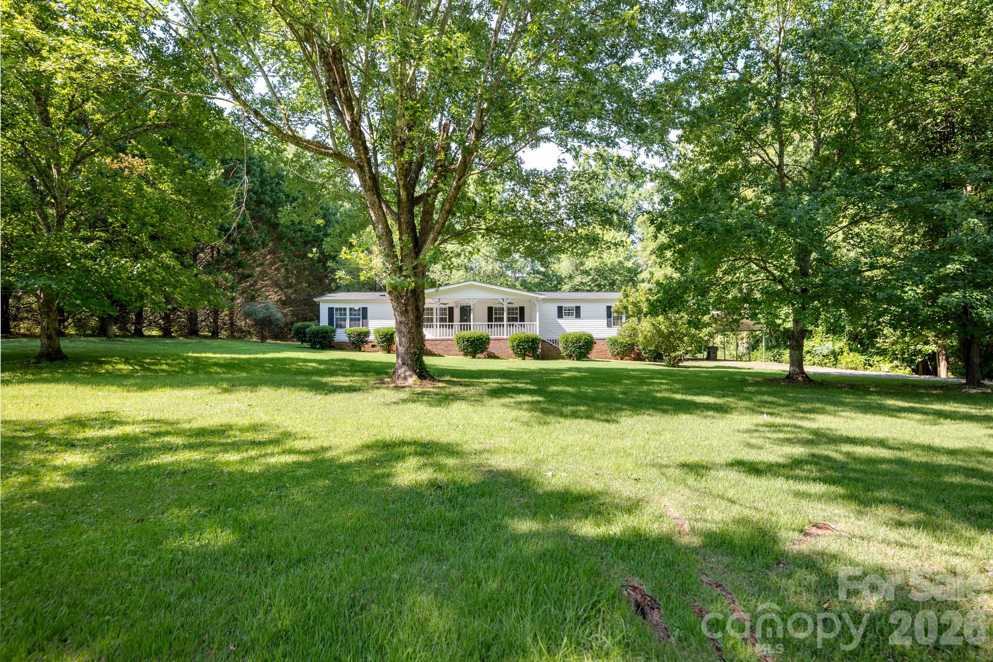 2322 Cyrus Dr, Clover, SC 29710