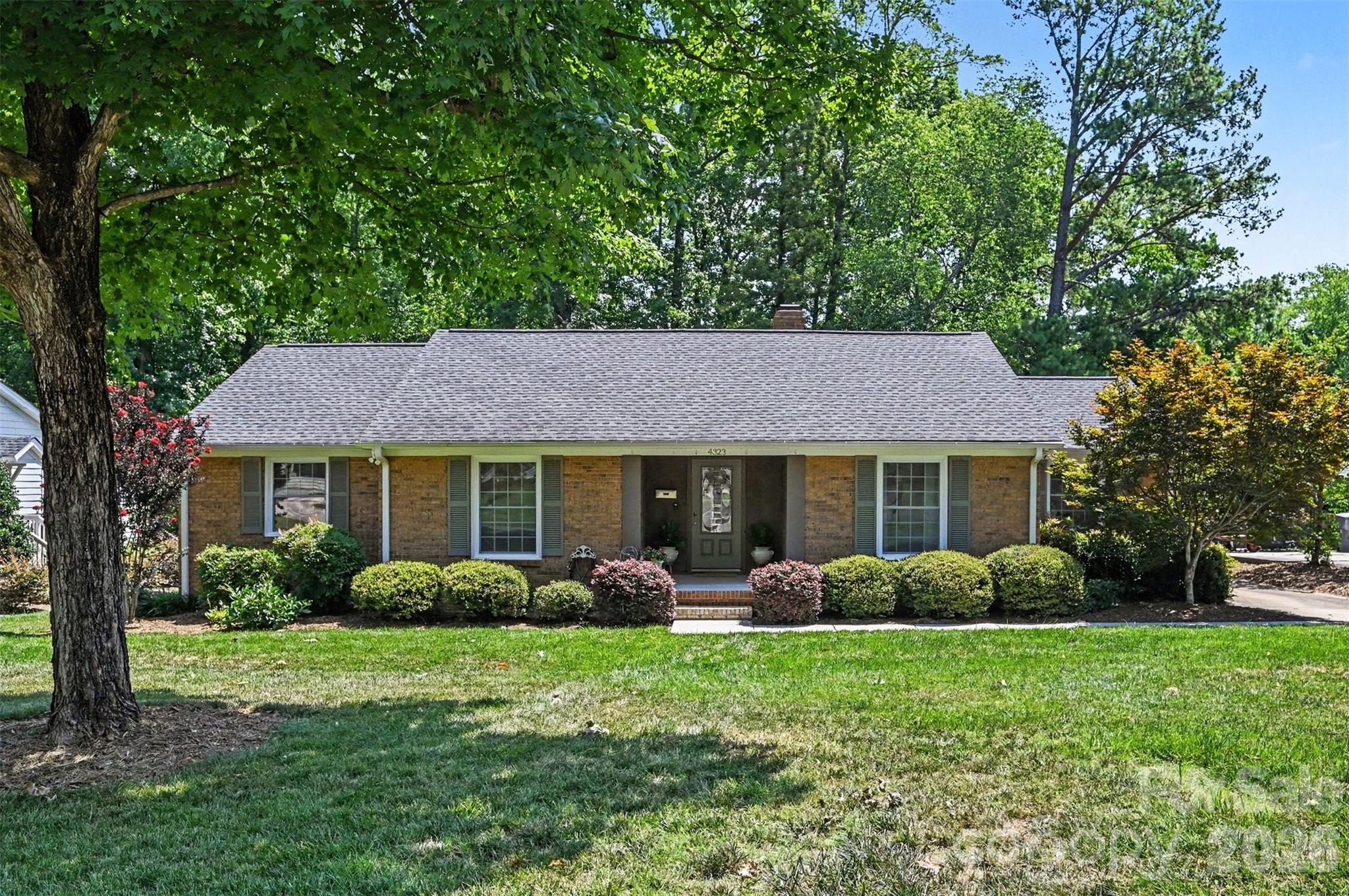 4323 Emory Ln, Charlotte, NC 28211