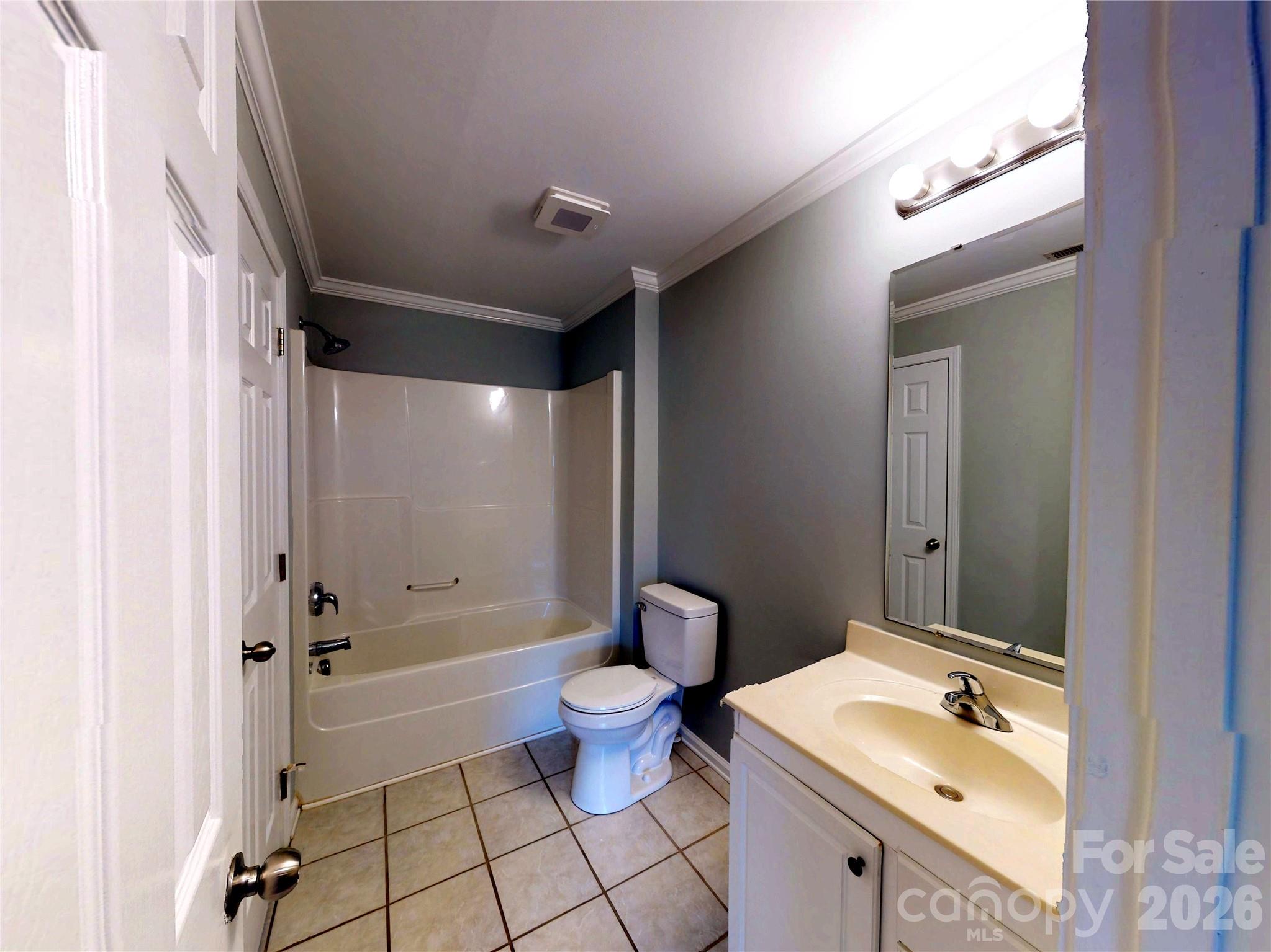 4326 Laurel Hill Ln, Charlotte, NC 28217