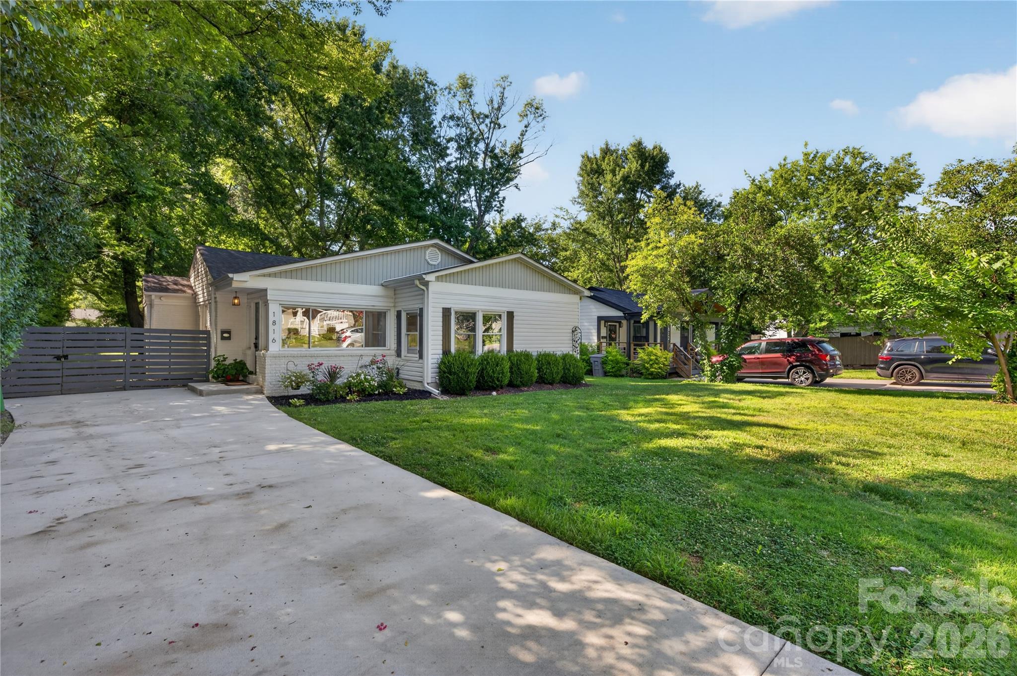 1816 Anderson St, Charlotte, NC 28205