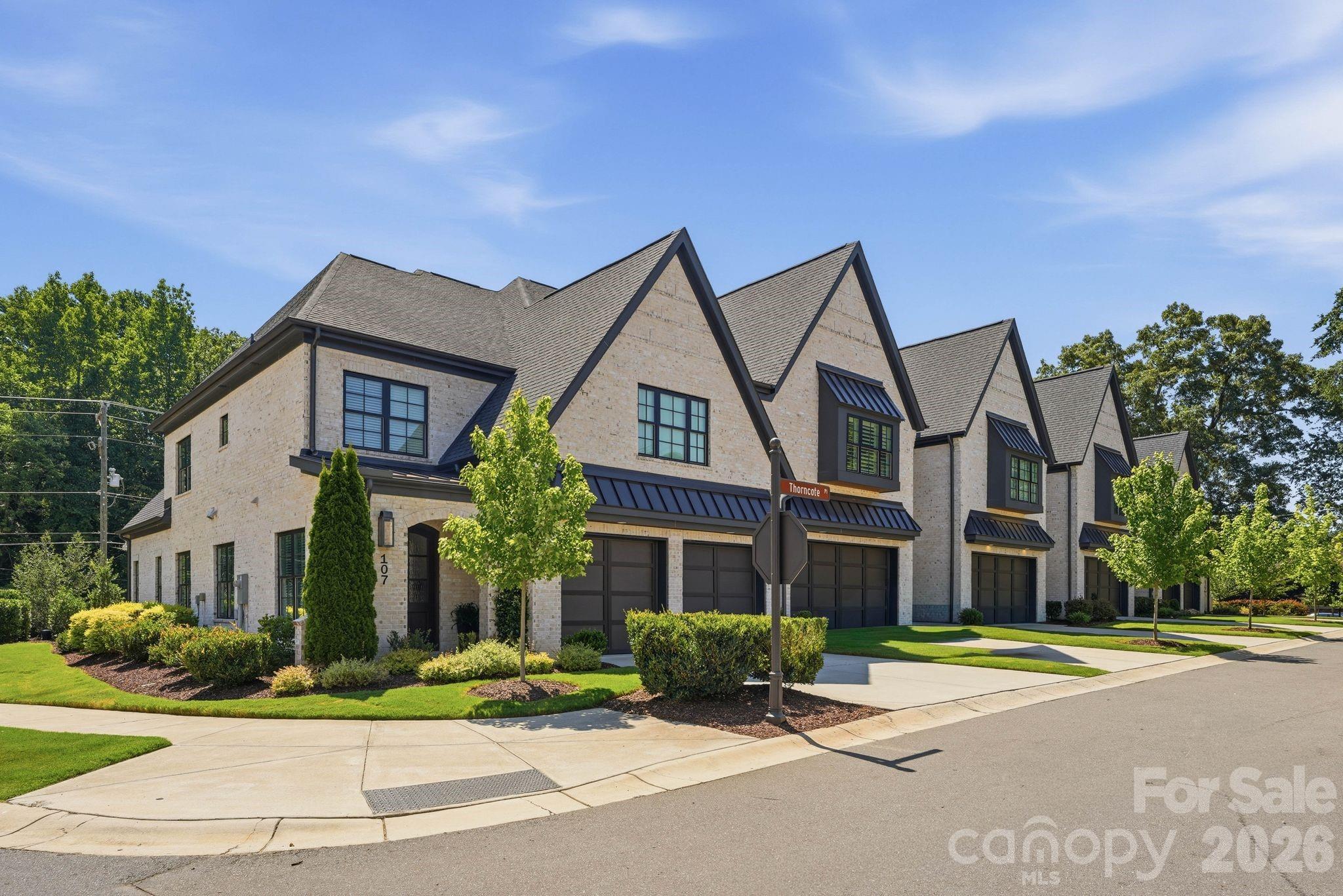 115 Thorncote Pl, Charlotte, NC 28226