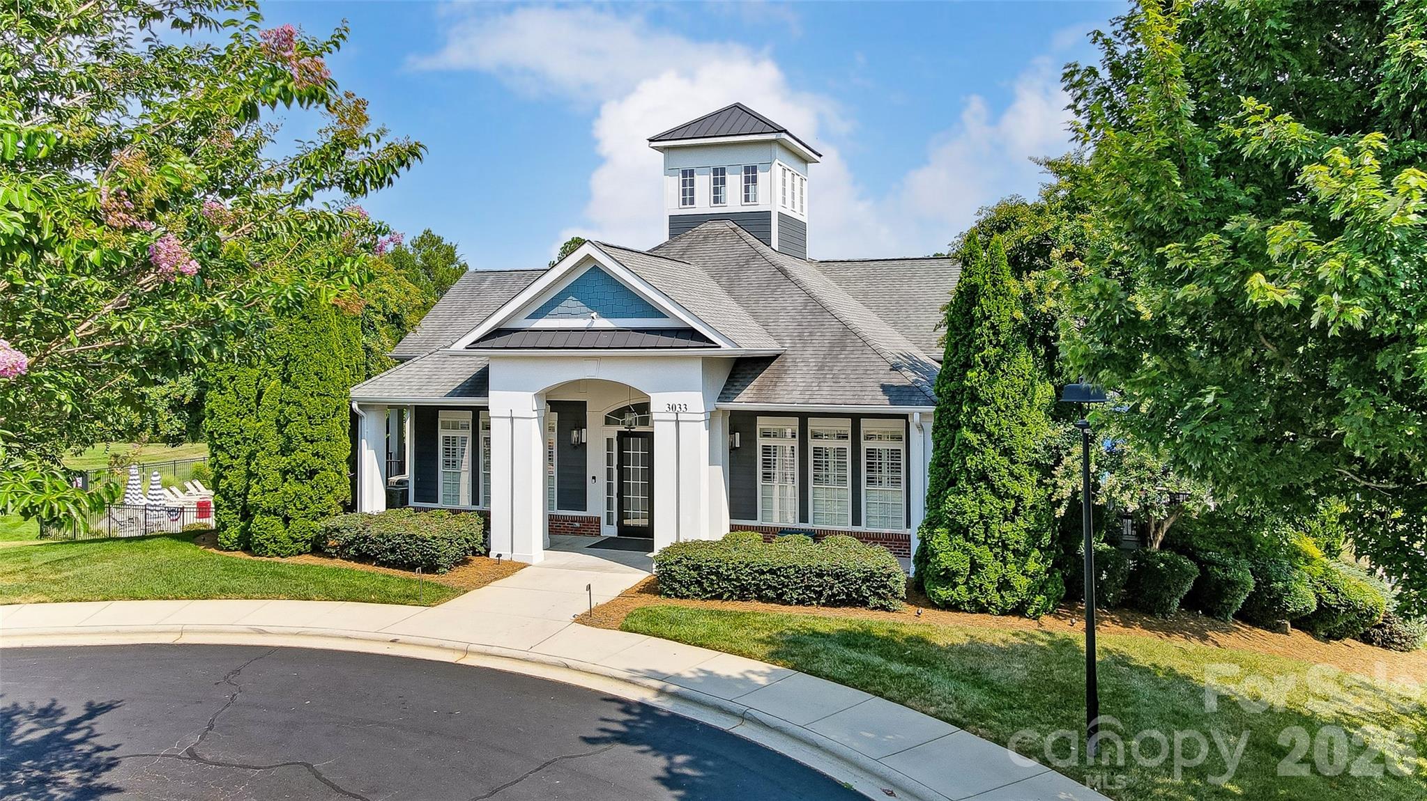 2827 Donegal Dr, Kannapolis, NC 28081