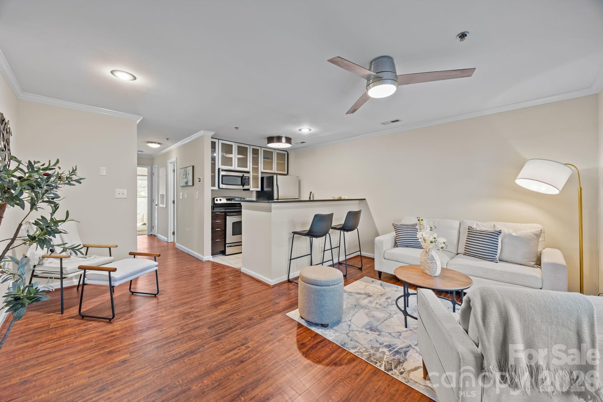 525 N Graham St #2E, Charlotte, NC 28202