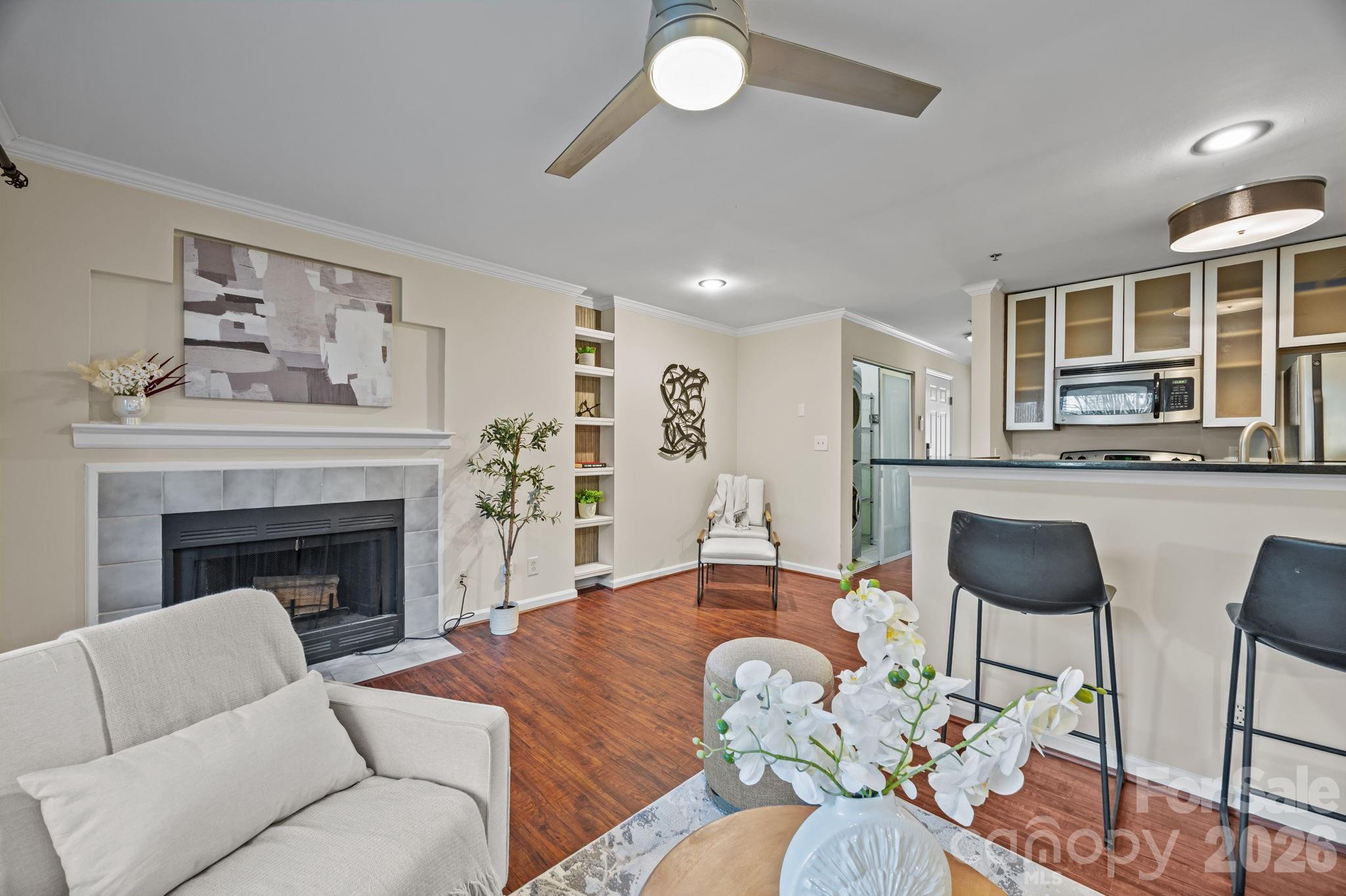 525 N Graham St #2E, Charlotte, NC 28202