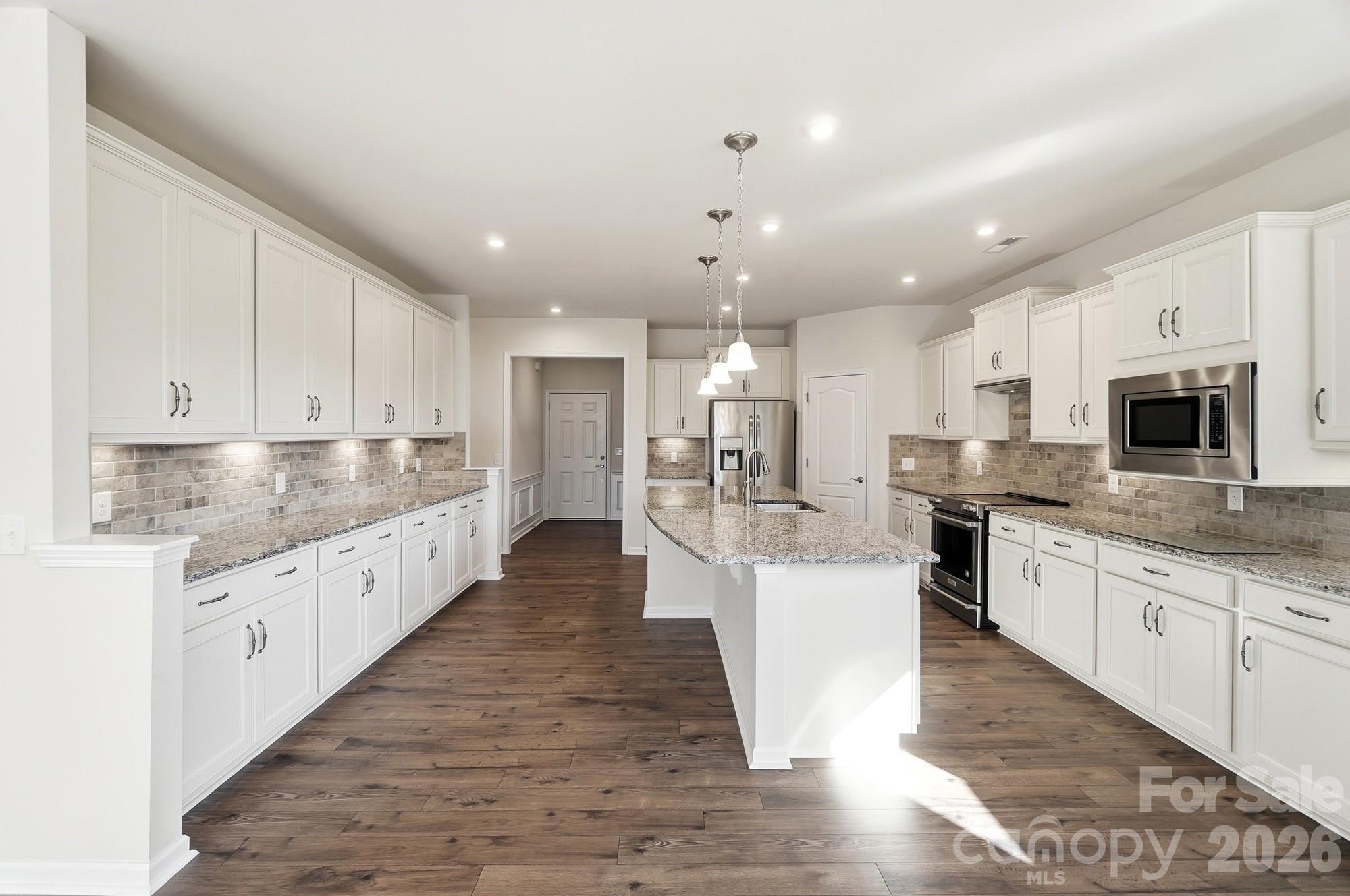 1620 Red Leaf Dr, Fort Mill, SC 29715