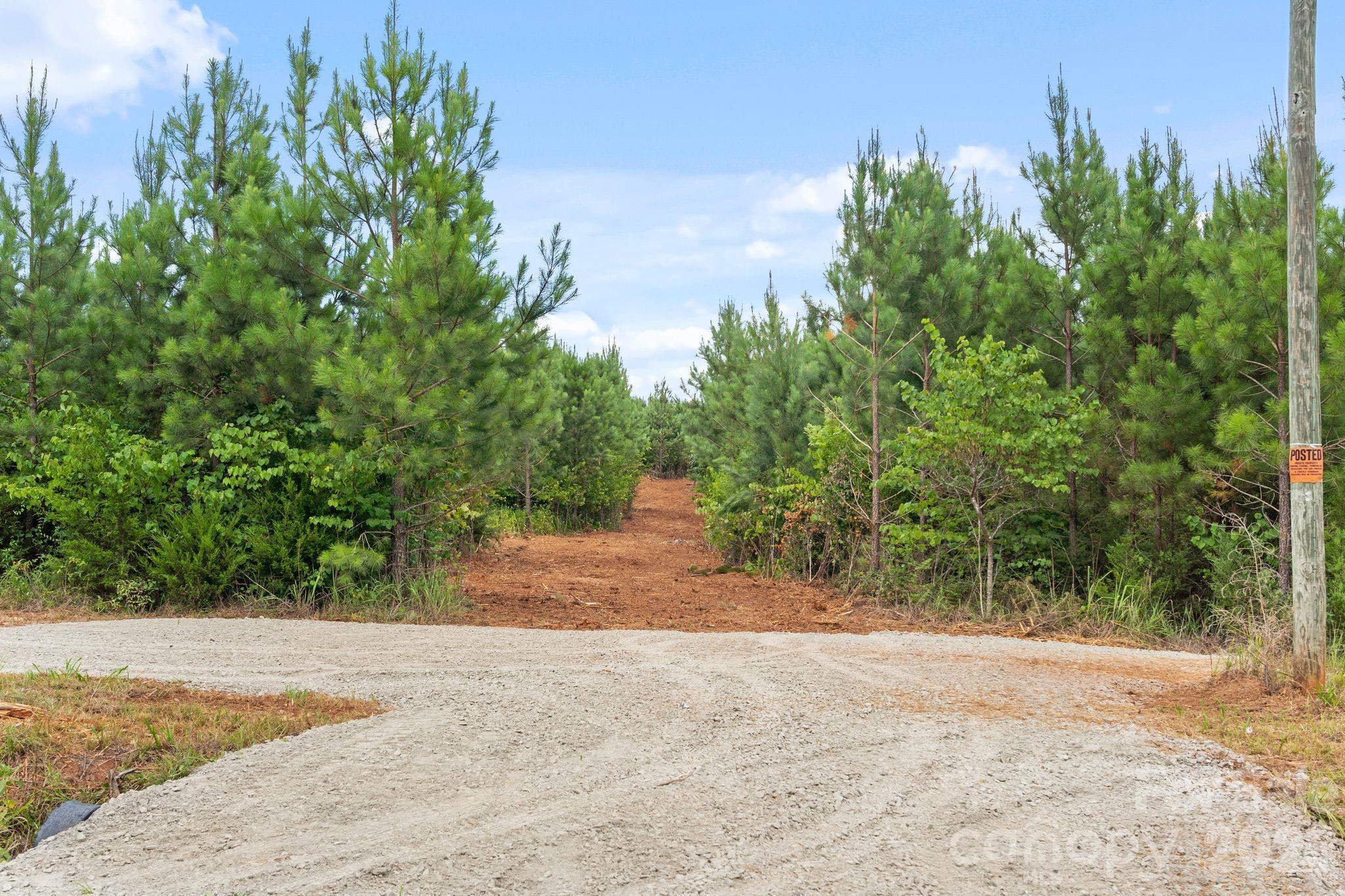 000 Blanton Rd #2, Sharon, SC 29742
