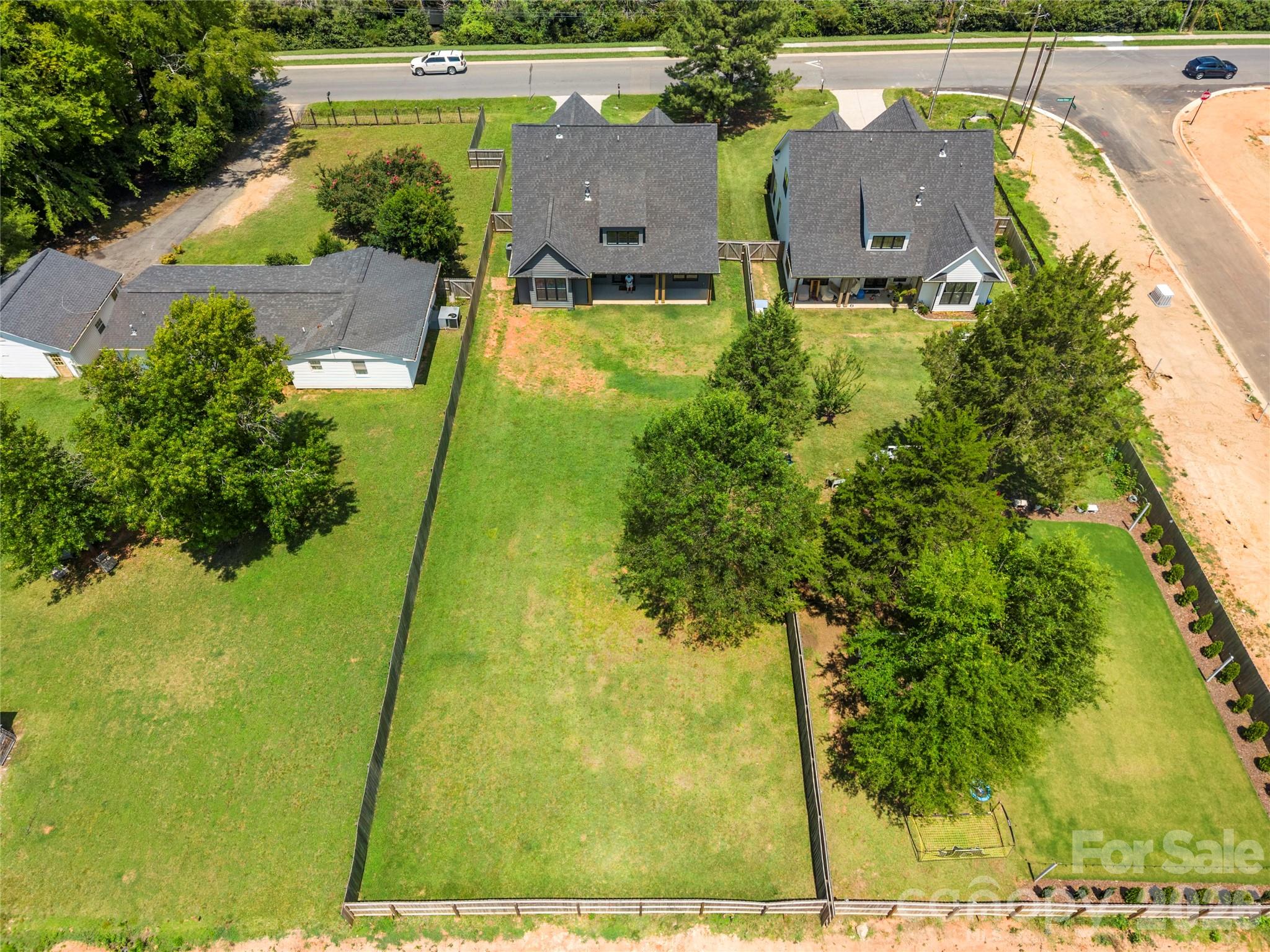 11352 Timber Ridge Rd, Charlotte, NC 28213