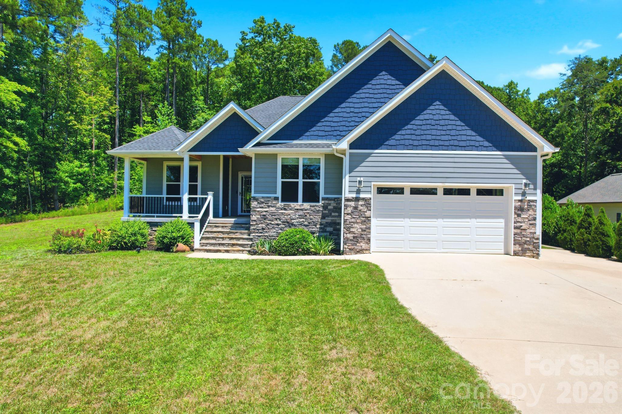 4072 Barbrick St, Sherrills Ford, NC 28673