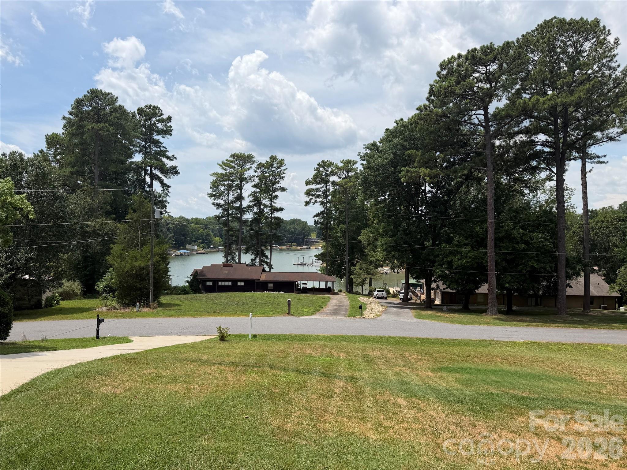 4072 Barbrick St, Sherrills Ford, NC 28673
