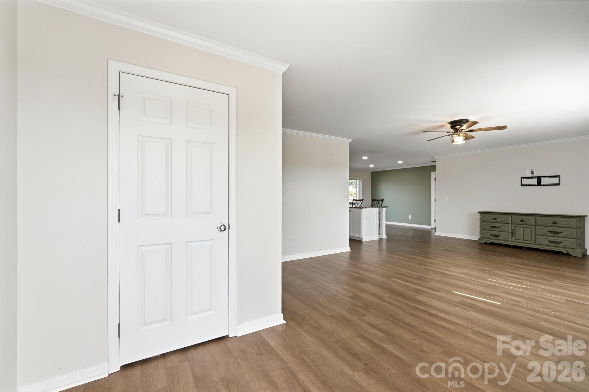 154 Back Acres Ln, Kannapolis, NC 28081