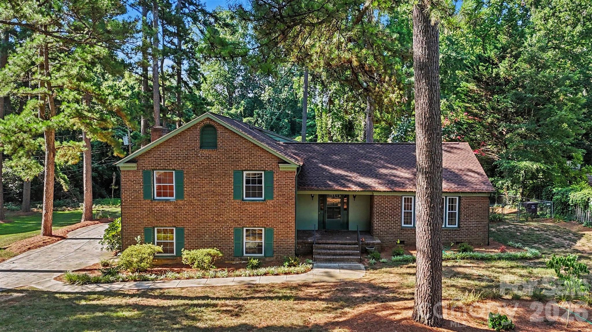 512 Guilford Rd, Rock Hill, SC 29732