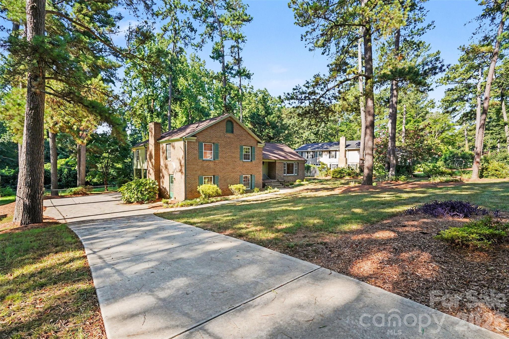 512 Guilford Rd, Rock Hill, SC 29732